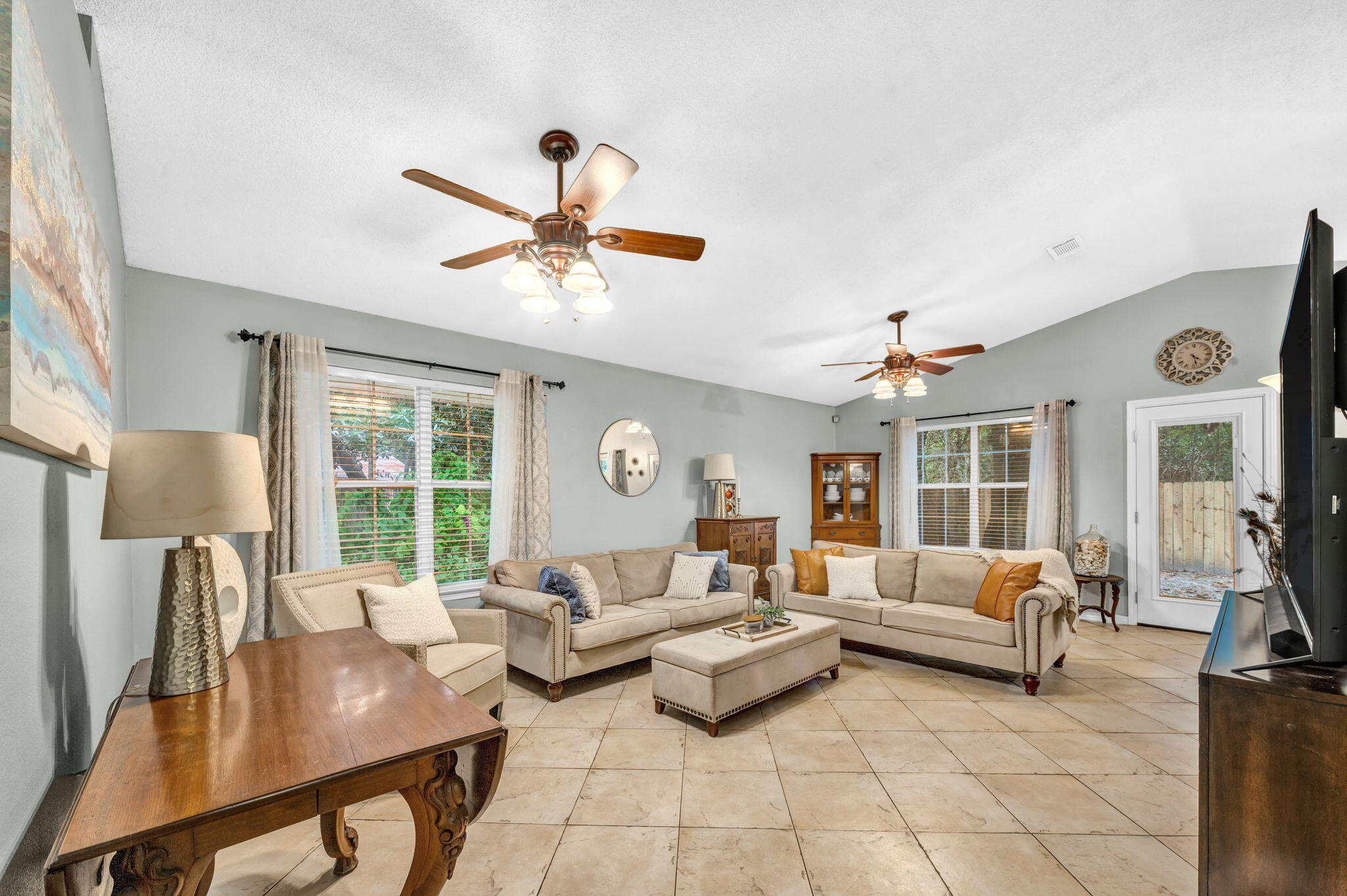 IVALEA GARDENS - Residential