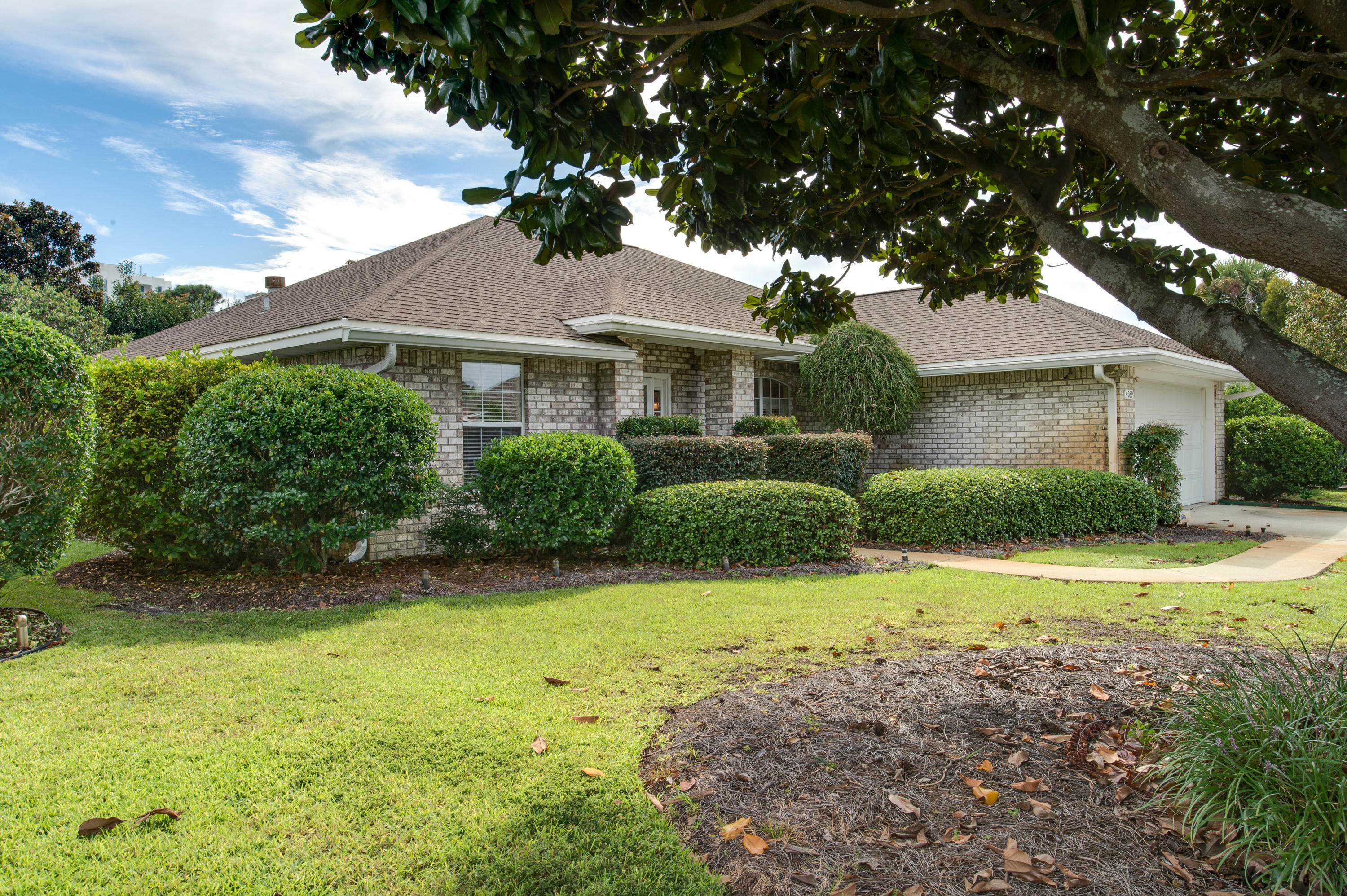 INDIAN LAKE - Residential