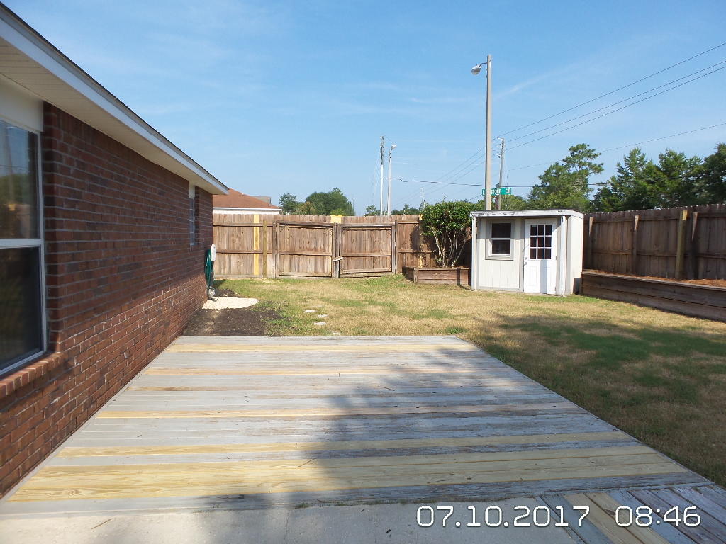 REDSTONE ESTATES - Residential Lease