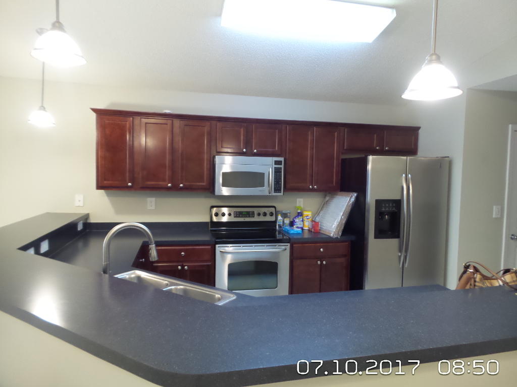 REDSTONE ESTATES - Residential Lease