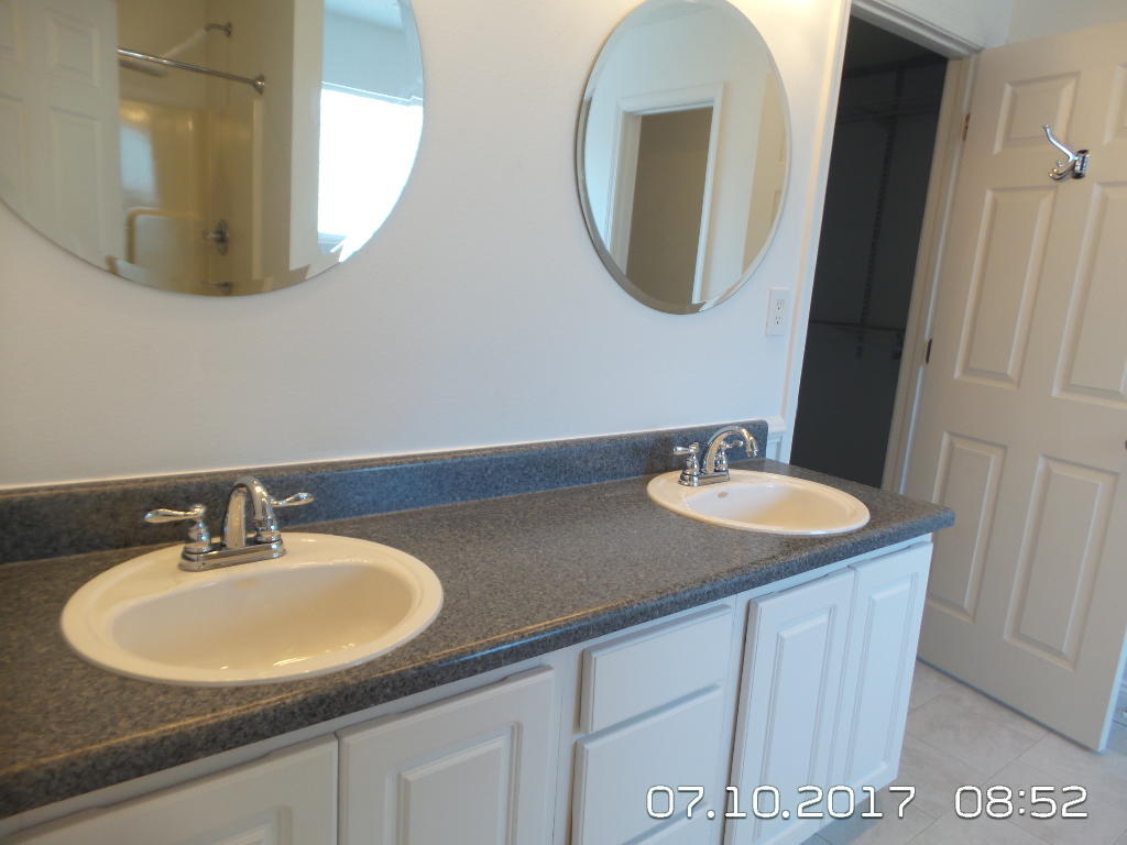 REDSTONE ESTATES - Residential Lease