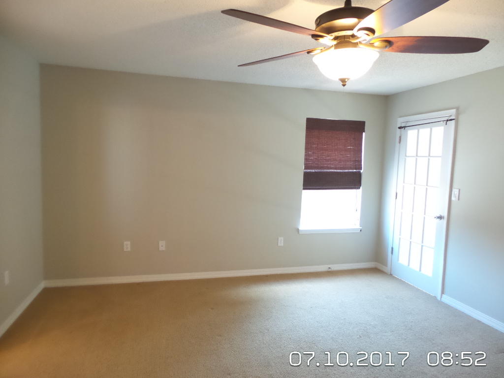 REDSTONE ESTATES - Residential Lease