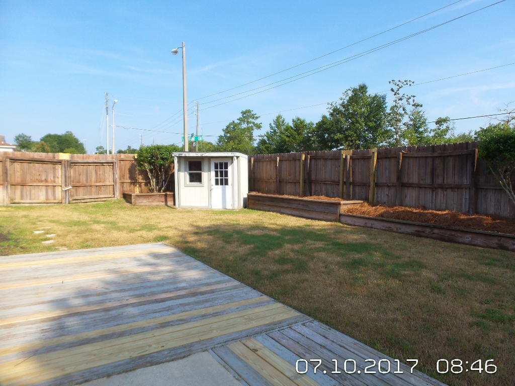 REDSTONE ESTATES - Residential Lease