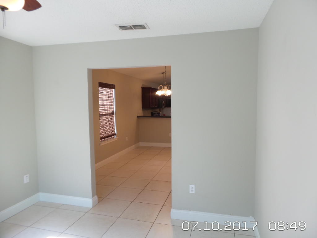 REDSTONE ESTATES - Residential Lease