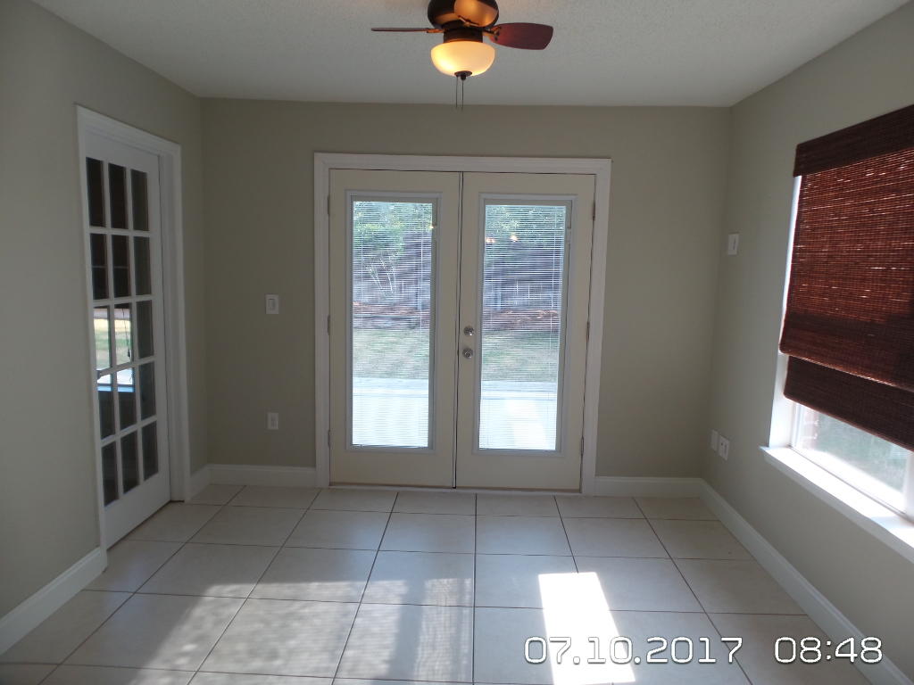 REDSTONE ESTATES - Residential Lease