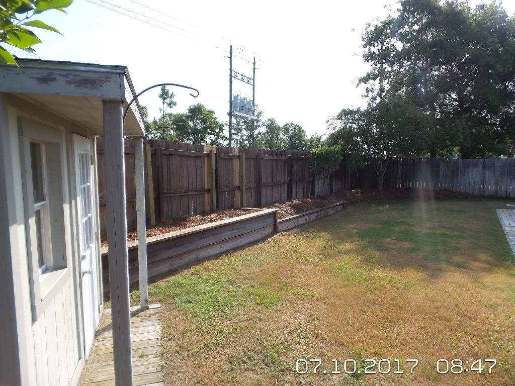 REDSTONE ESTATES - Residential Lease