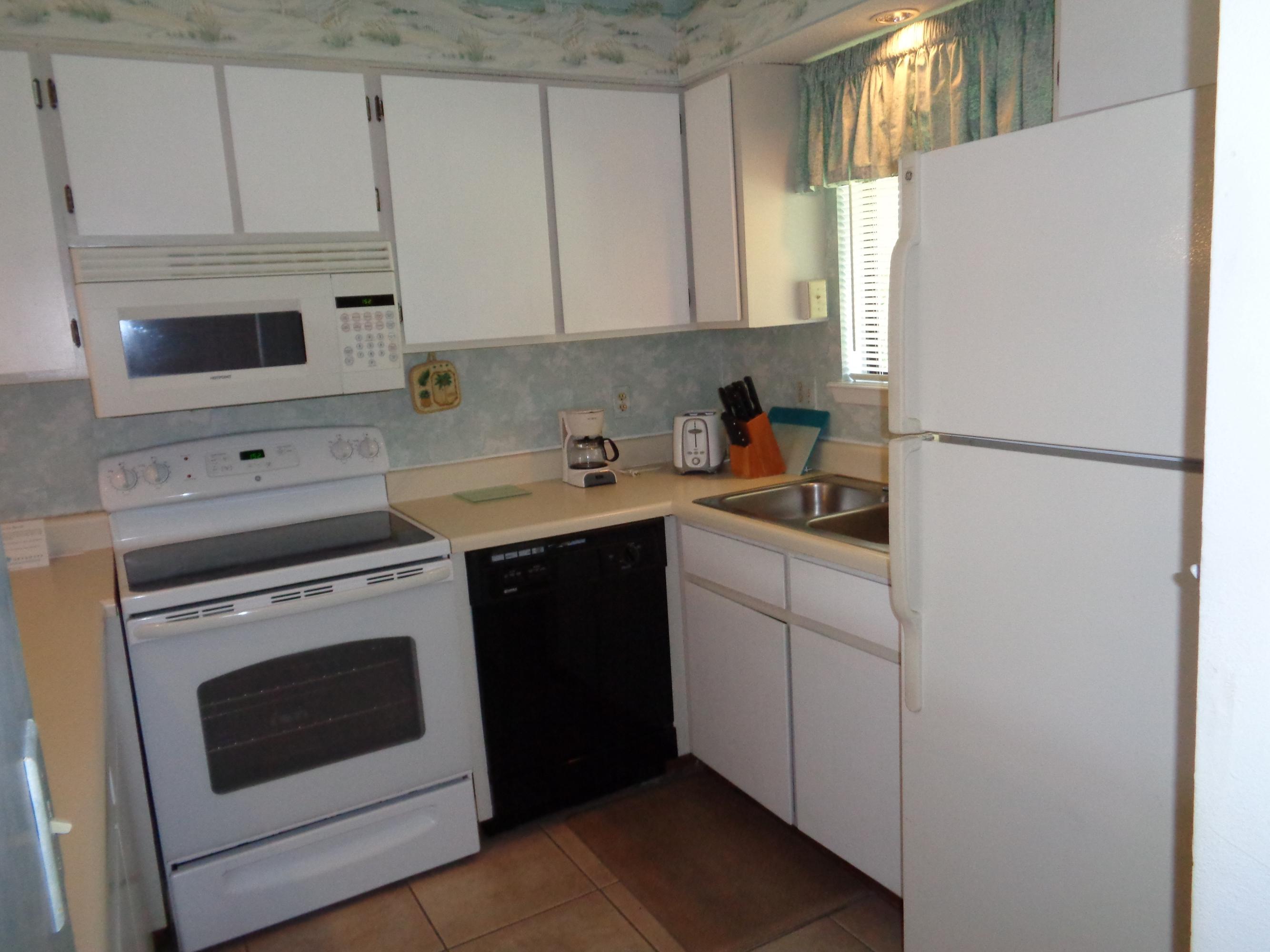 PORTSIDE CONDO - Residential