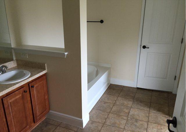 Tiburon West - Residential