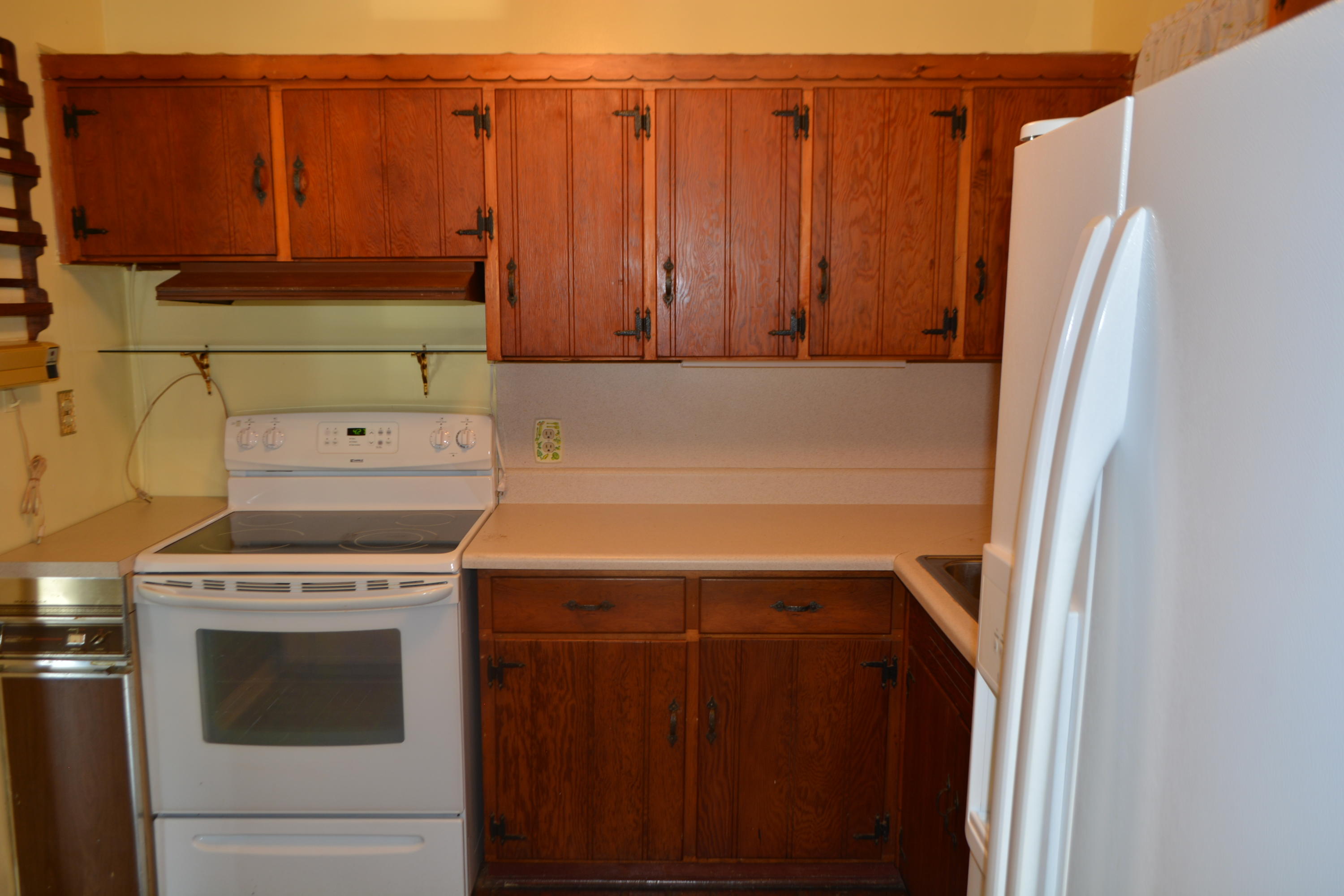 Garnier Beach - Residential