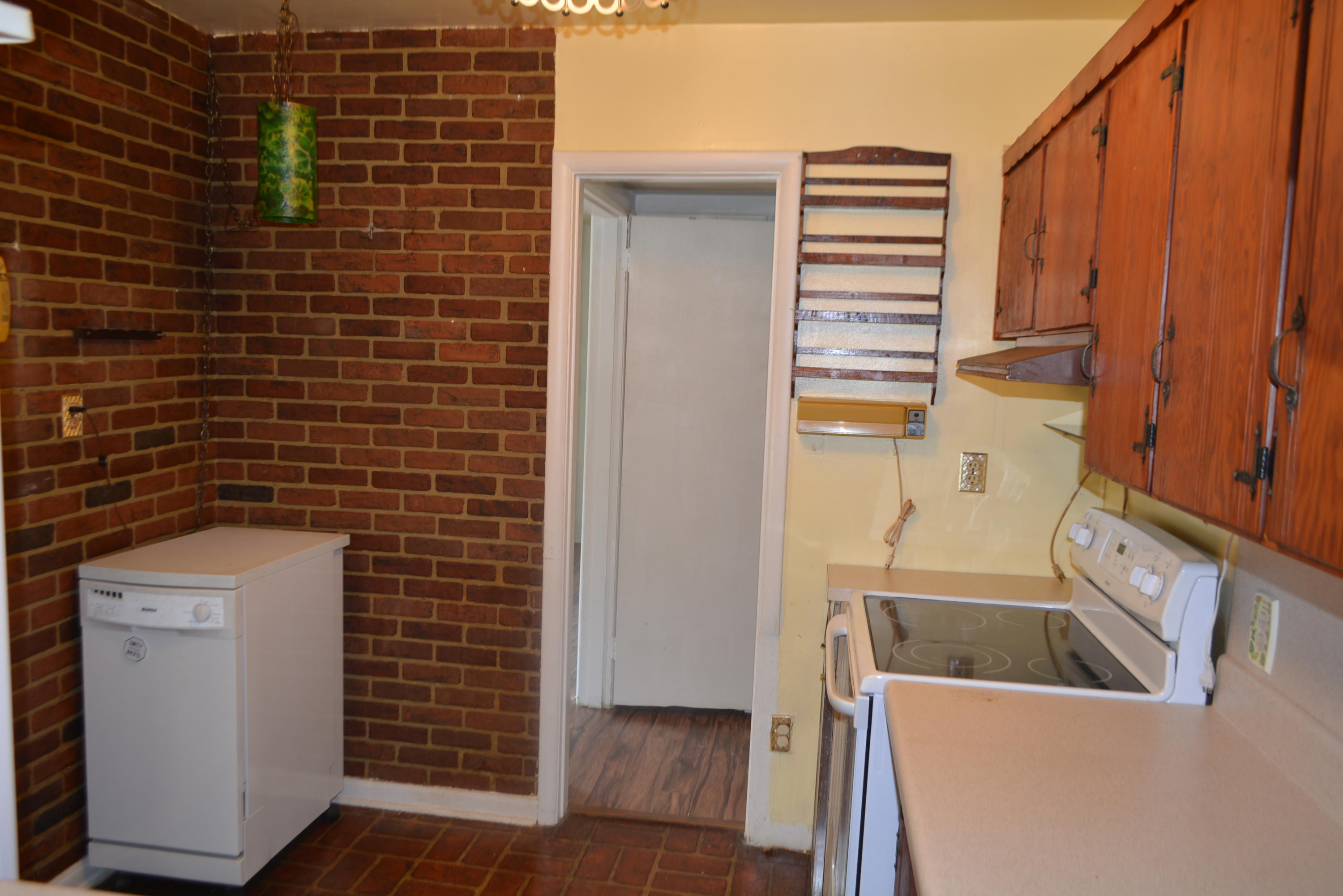 Garnier Beach - Residential