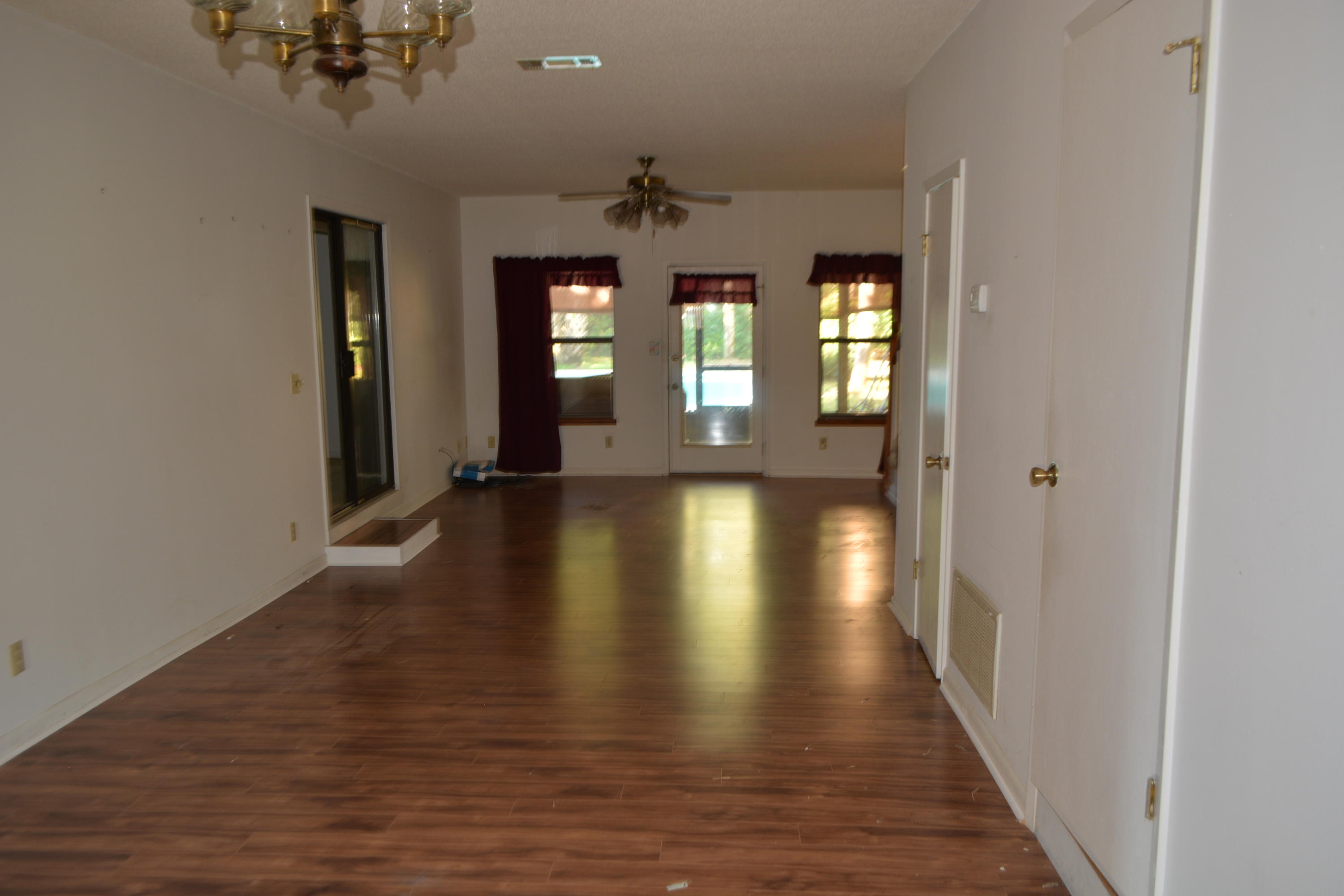 Garnier Beach - Residential