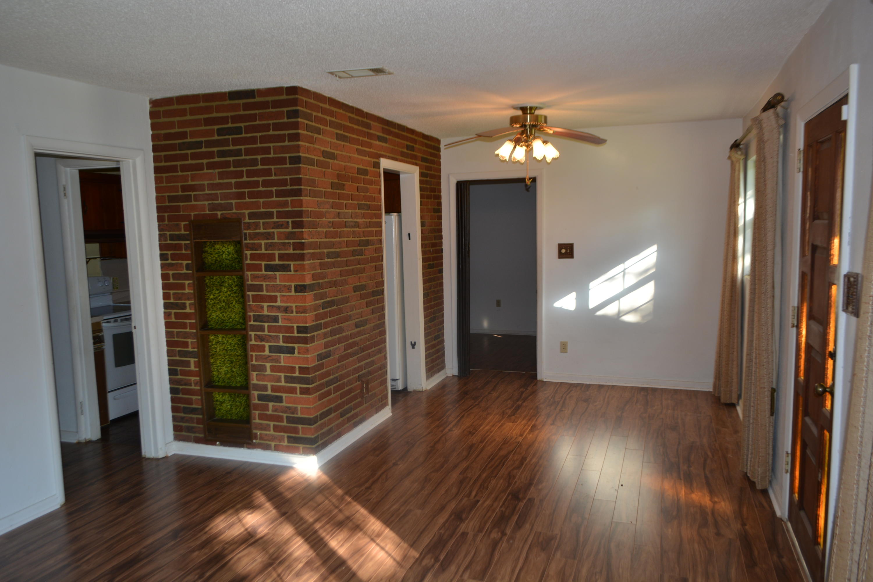 Garnier Beach - Residential