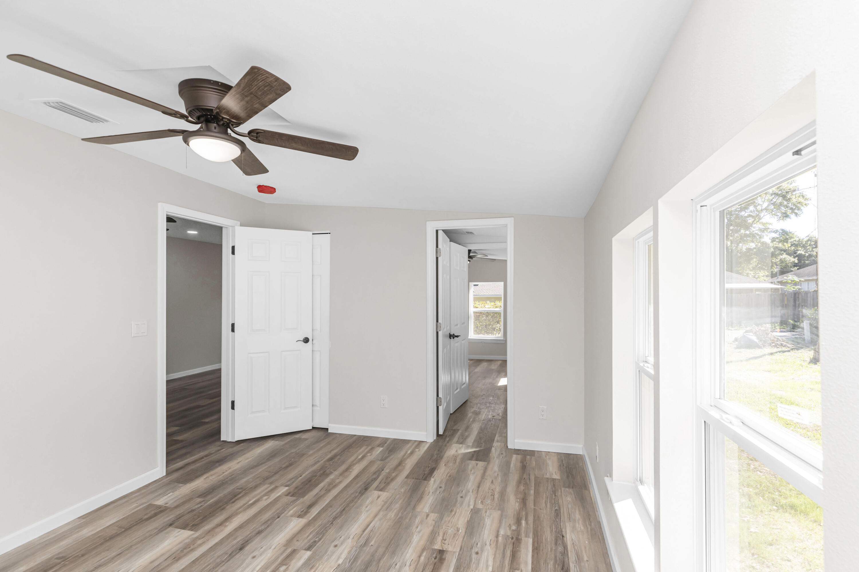 MORRIS ADDN TO CRESTVIEW - Residential