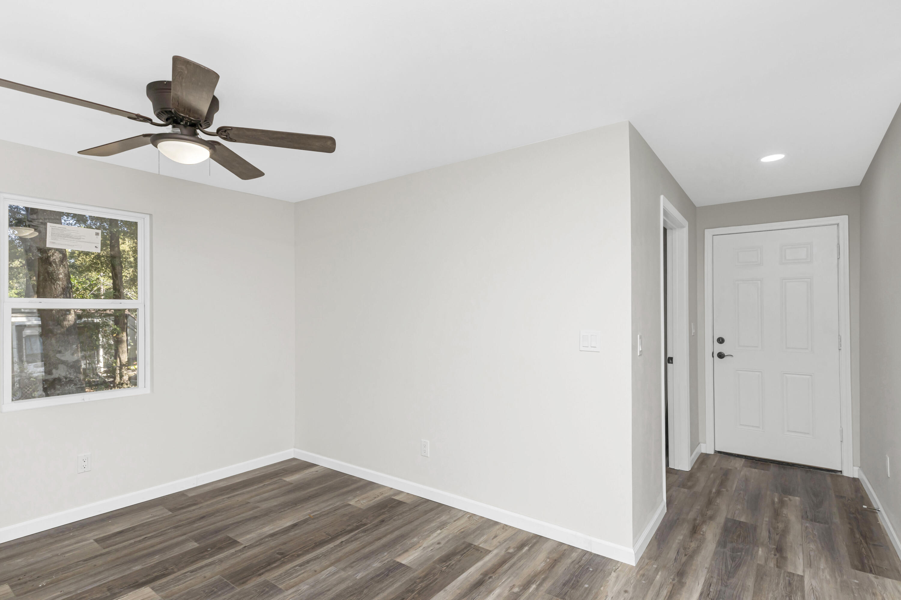 MORRIS ADDN TO CRESTVIEW - Residential