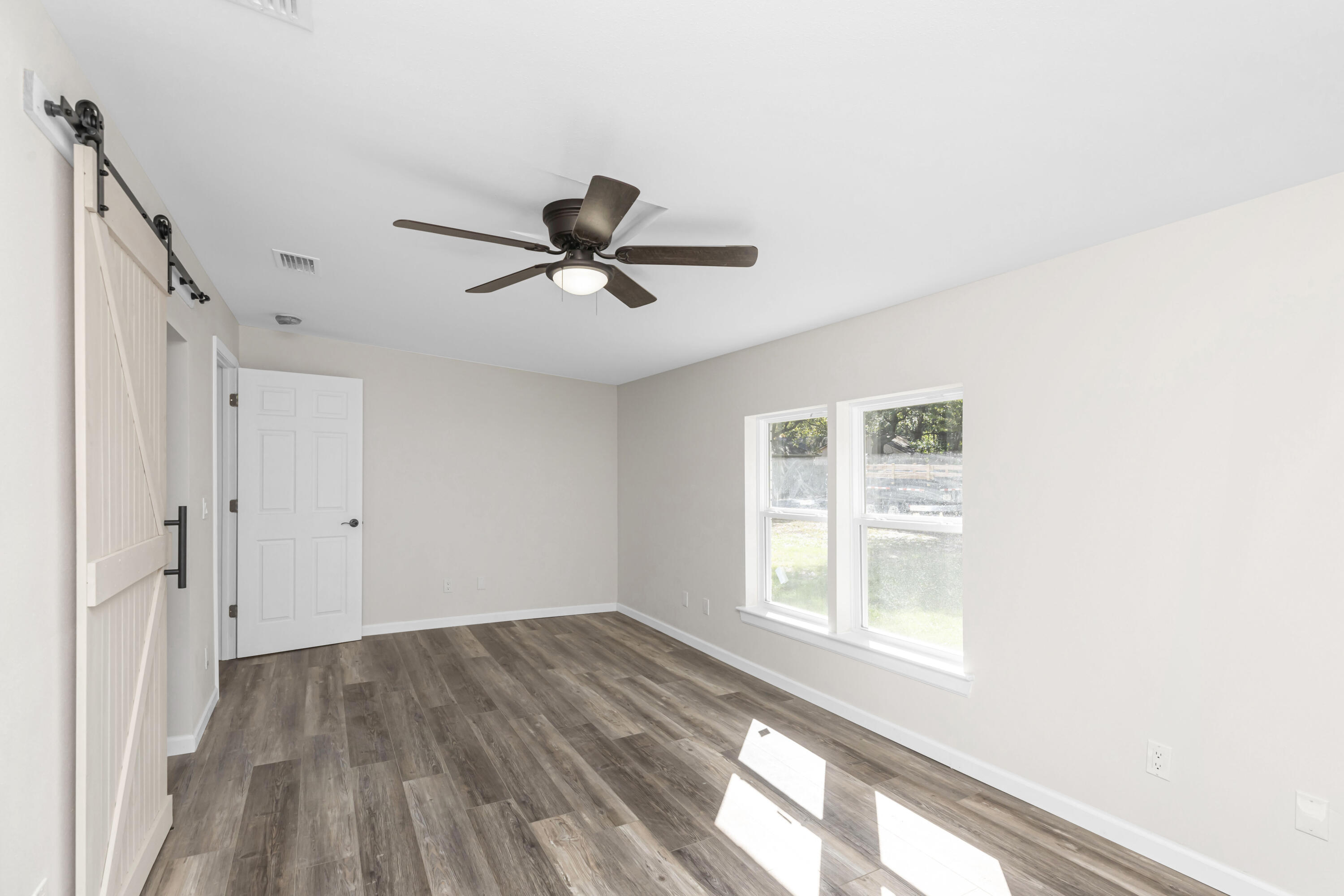 MORRIS ADDN TO CRESTVIEW - Residential