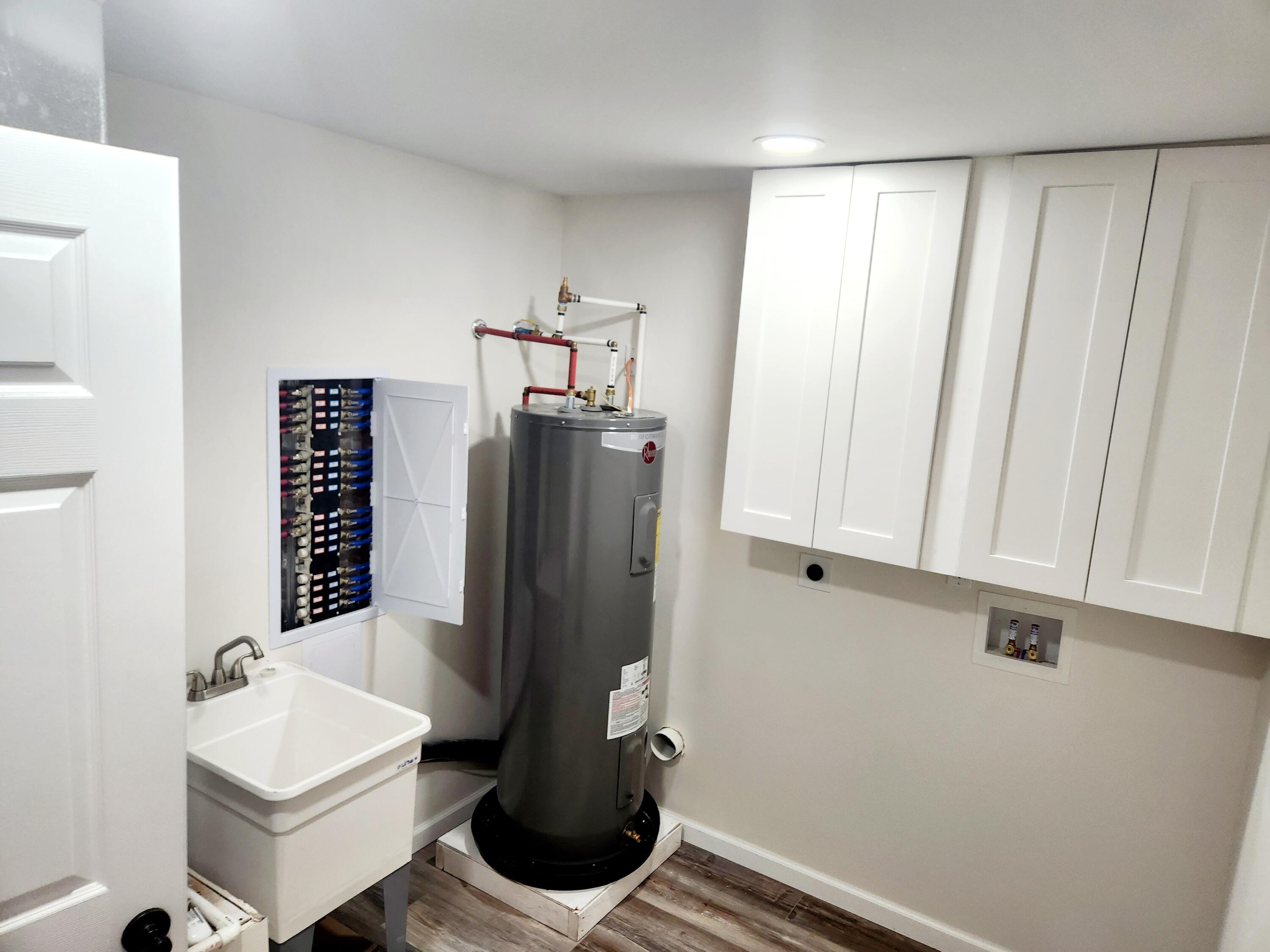 MORRIS ADDN TO CRESTVIEW - Residential