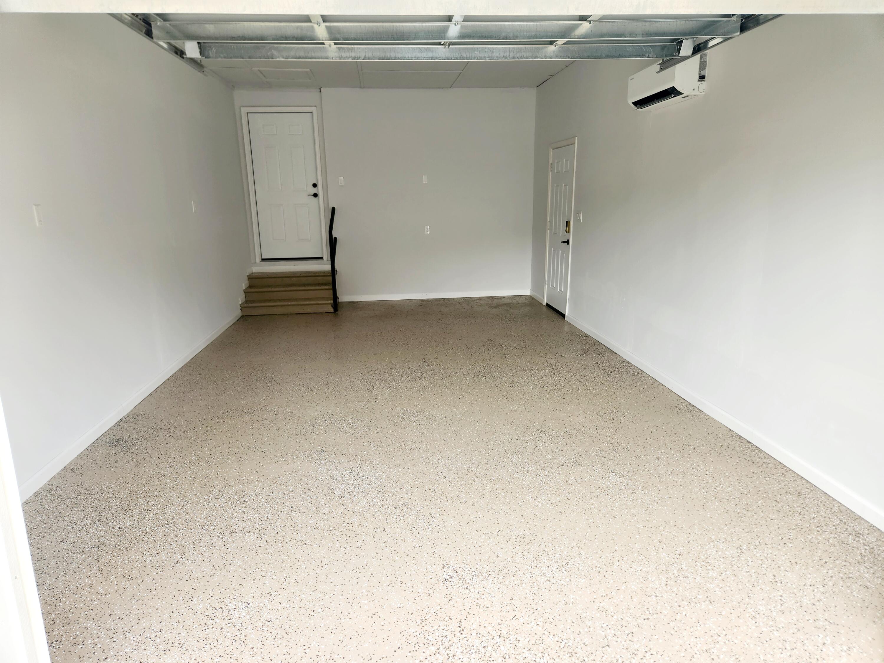 MORRIS ADDN TO CRESTVIEW - Residential