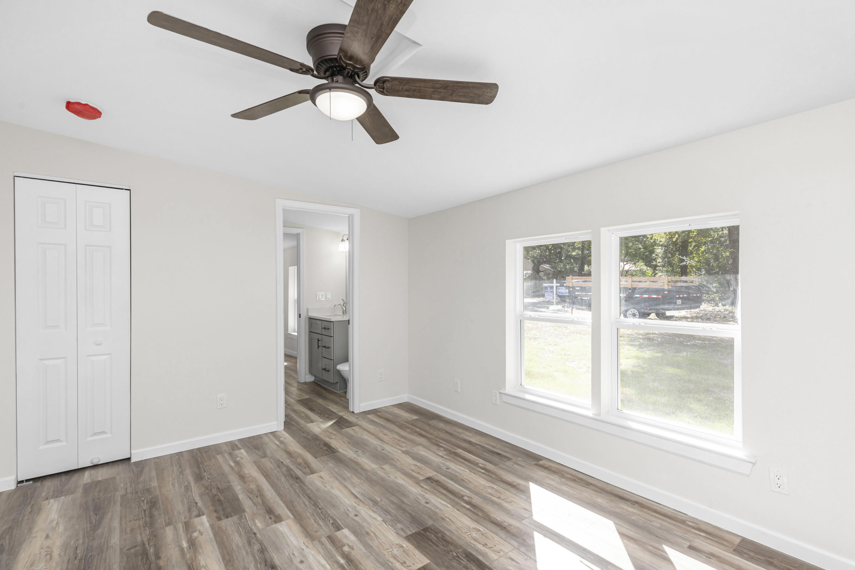 MORRIS ADDN TO CRESTVIEW - Residential