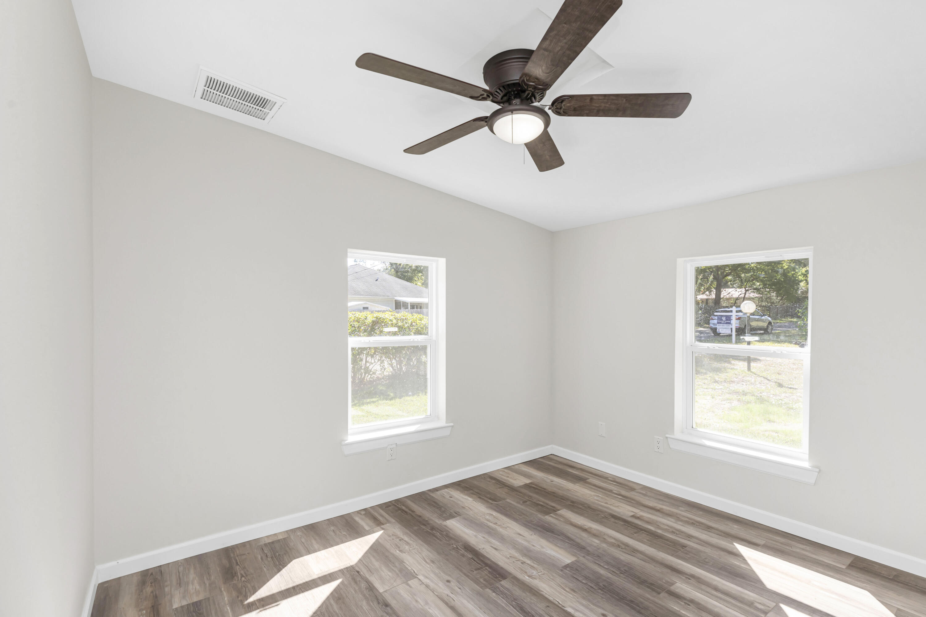 MORRIS ADDN TO CRESTVIEW - Residential