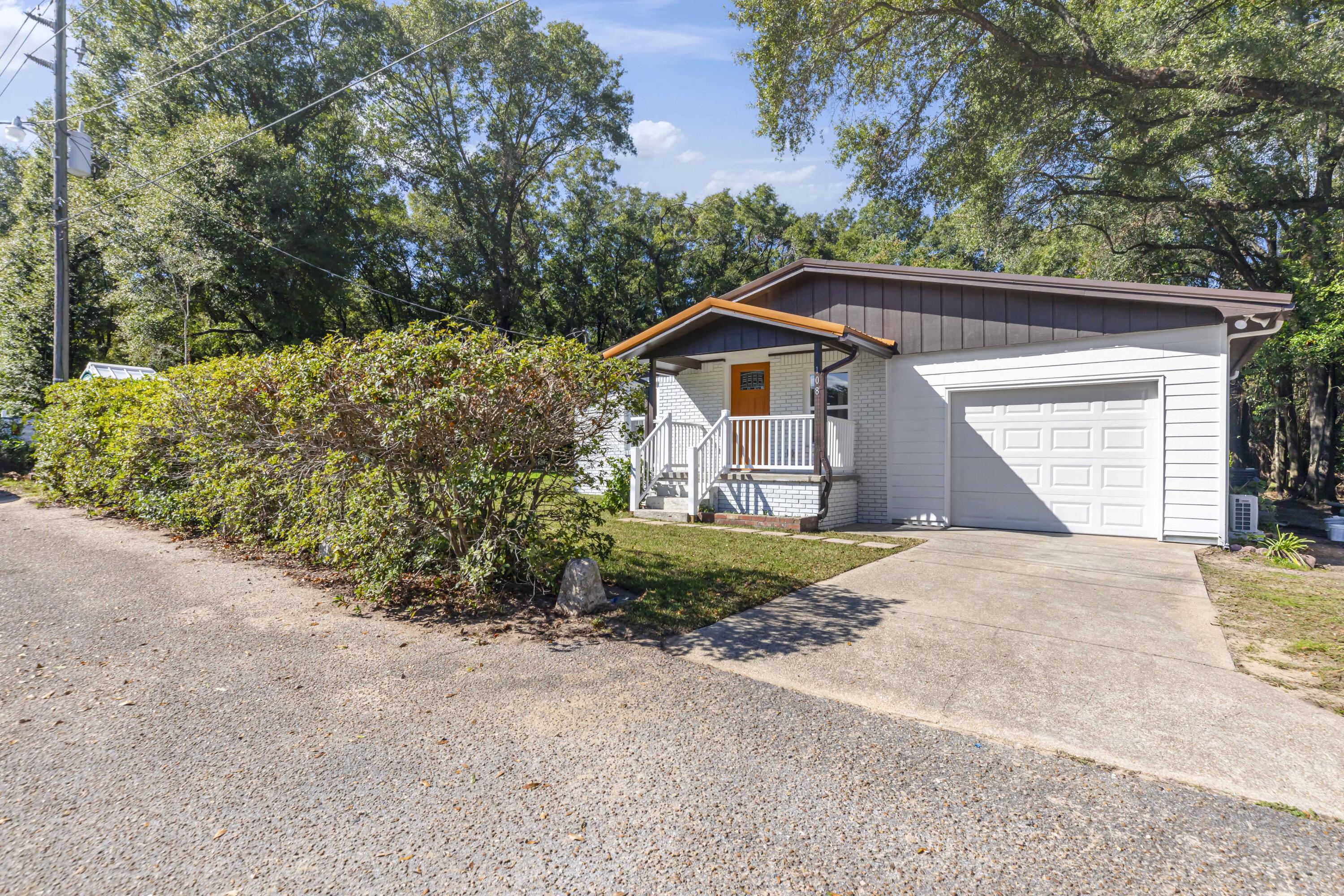 MORRIS ADDN TO CRESTVIEW - Residential