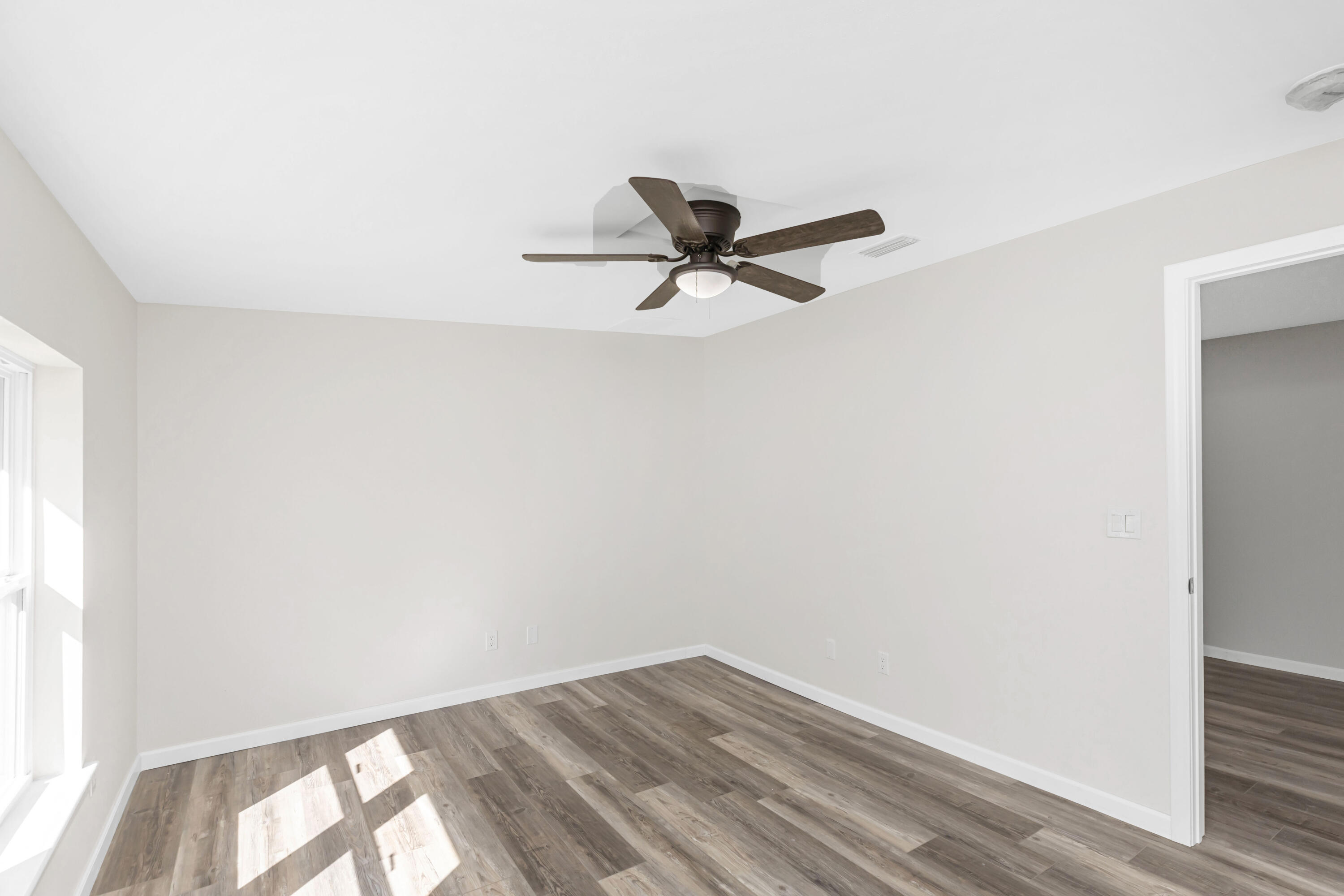 MORRIS ADDN TO CRESTVIEW - Residential