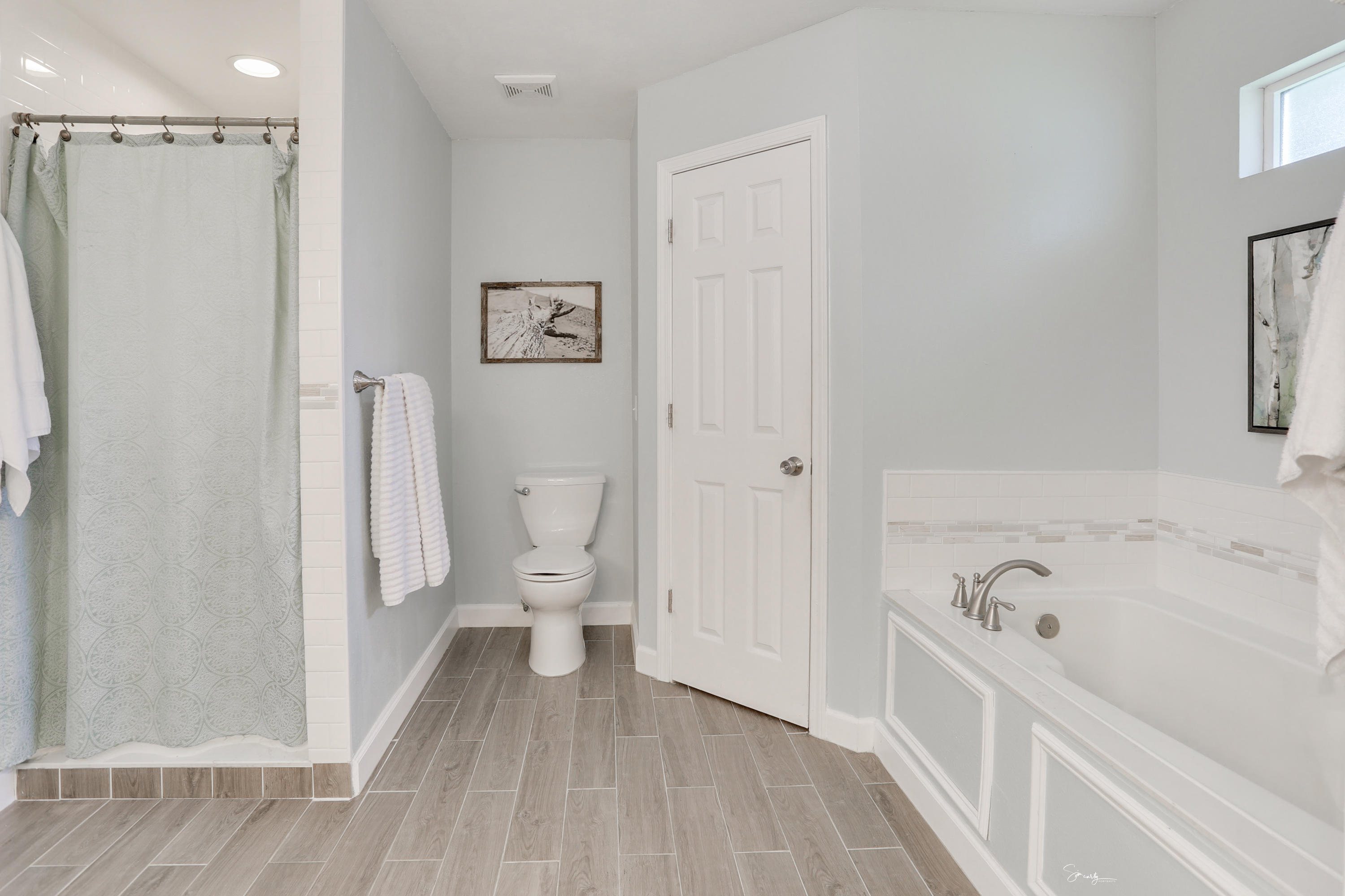 HOLLEY BY THE SEA - Residential