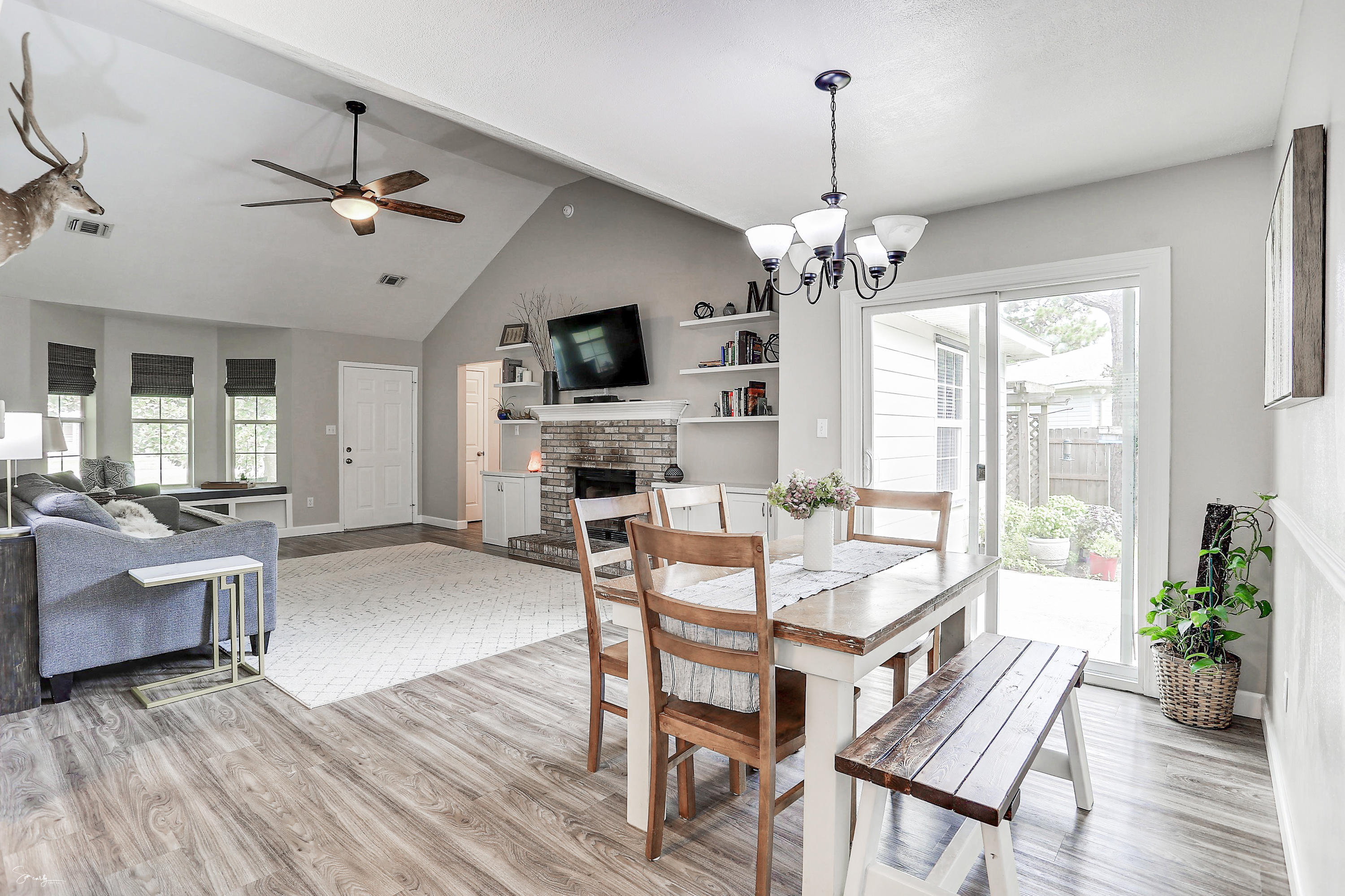 HOLLEY BY THE SEA - Residential