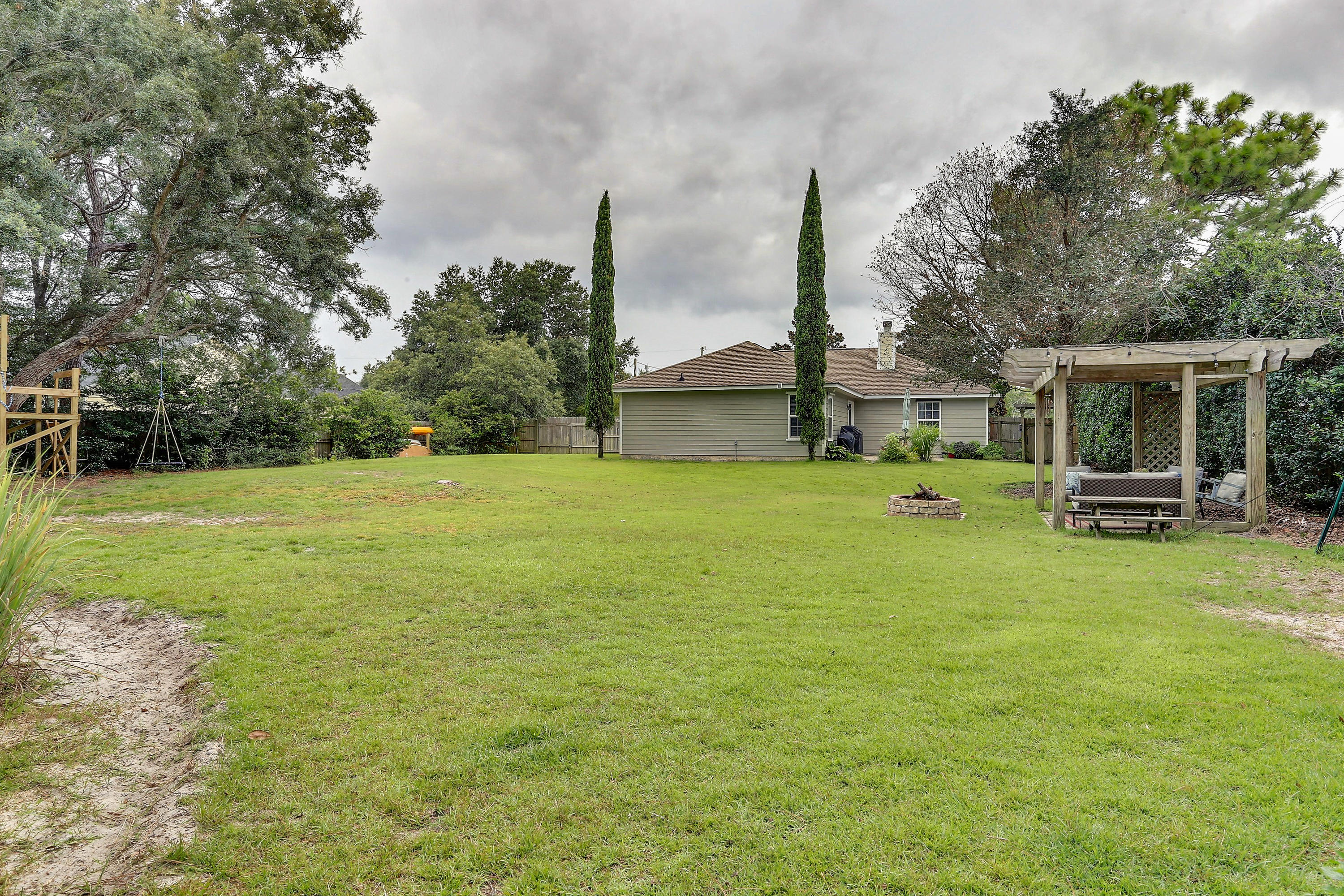 HOLLEY BY THE SEA - Residential