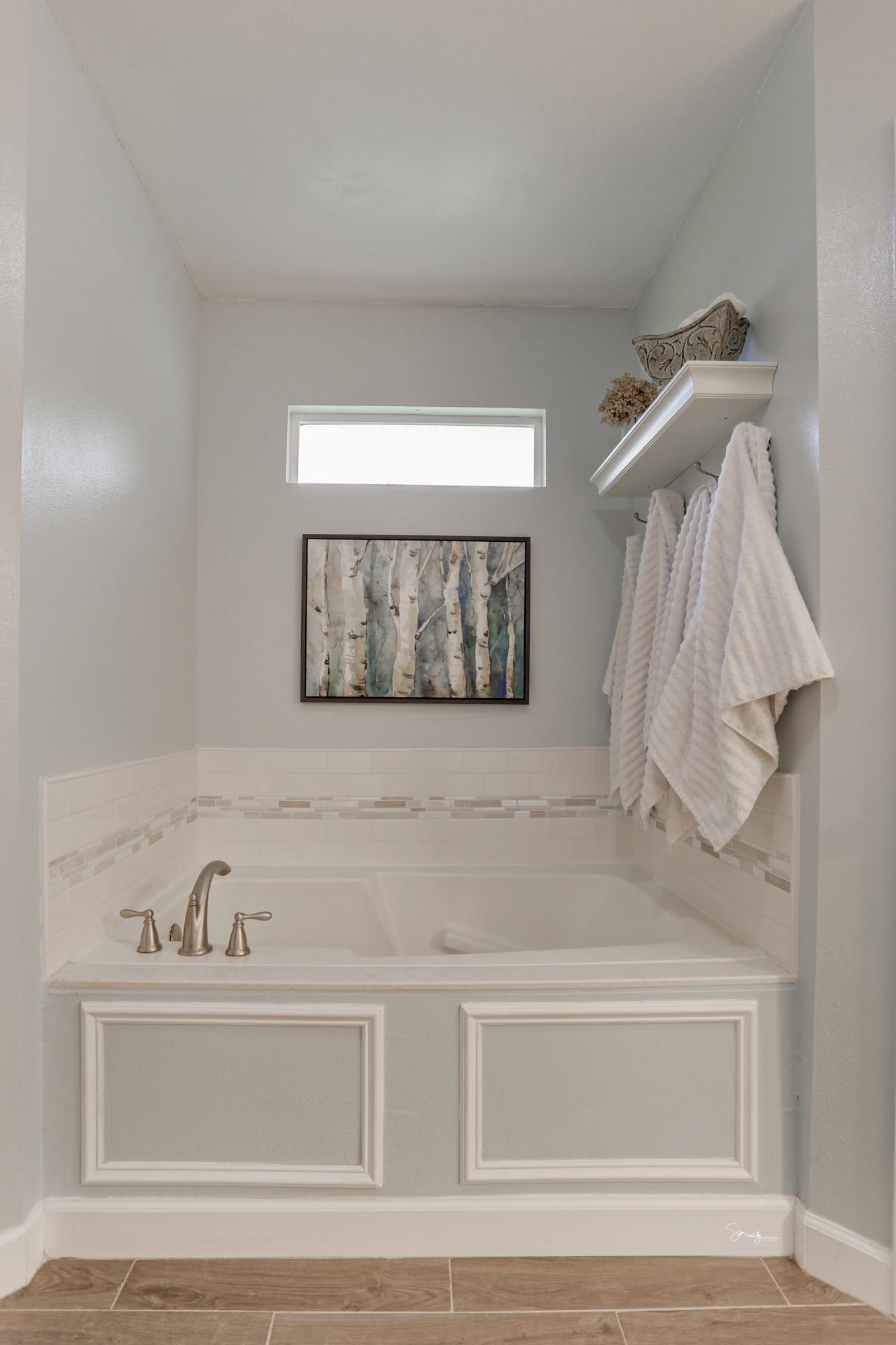 HOLLEY BY THE SEA - Residential