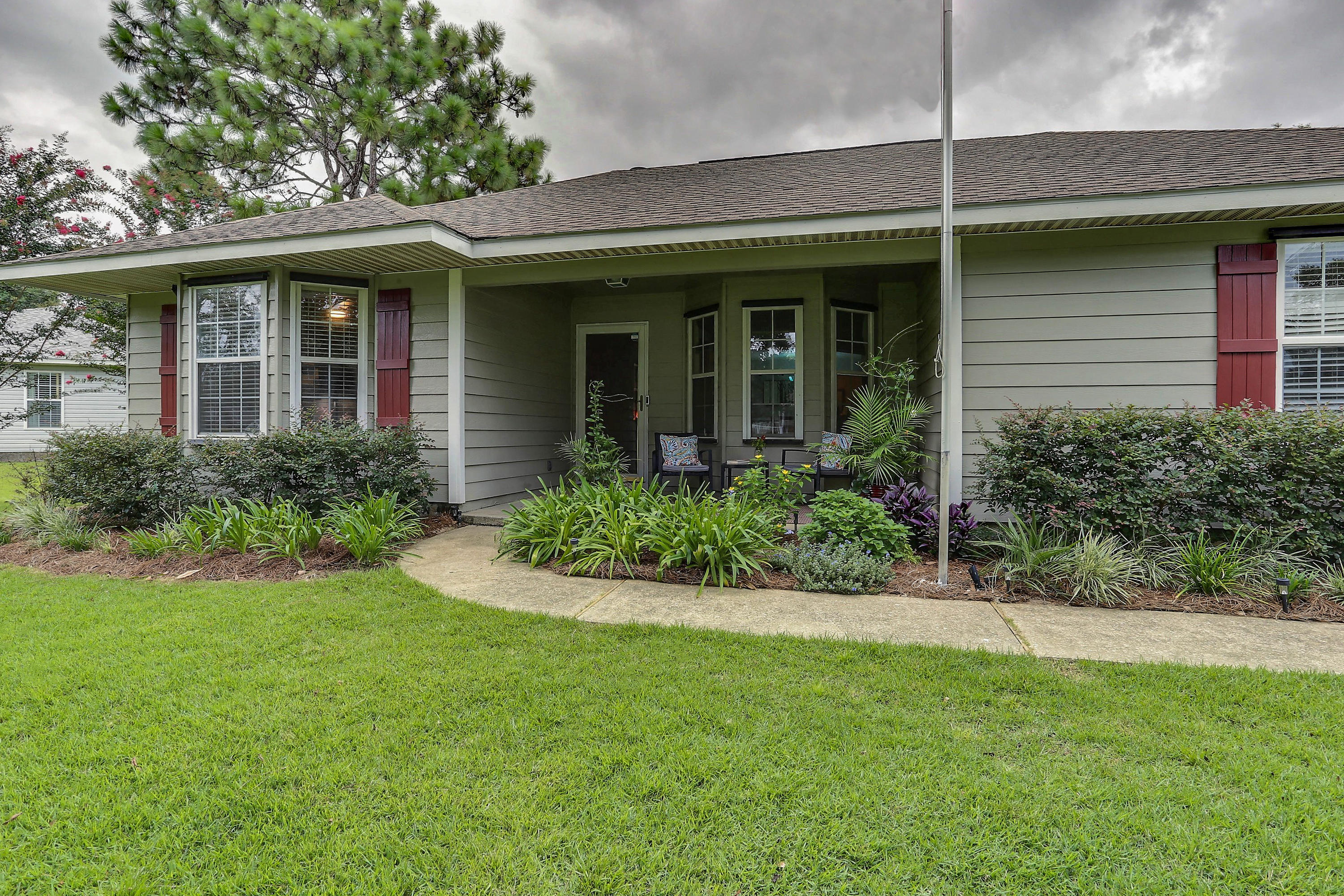 HOLLEY BY THE SEA - Residential