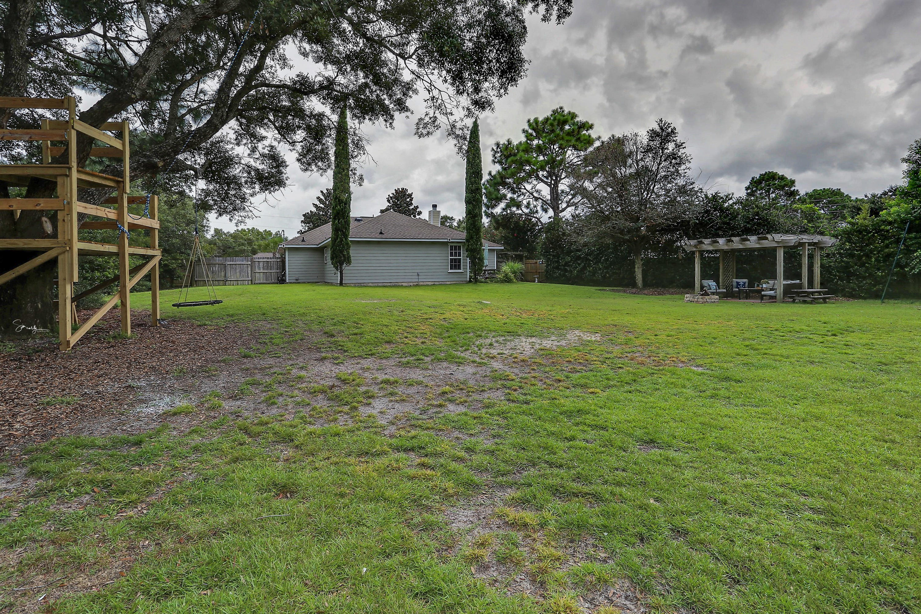 HOLLEY BY THE SEA - Residential