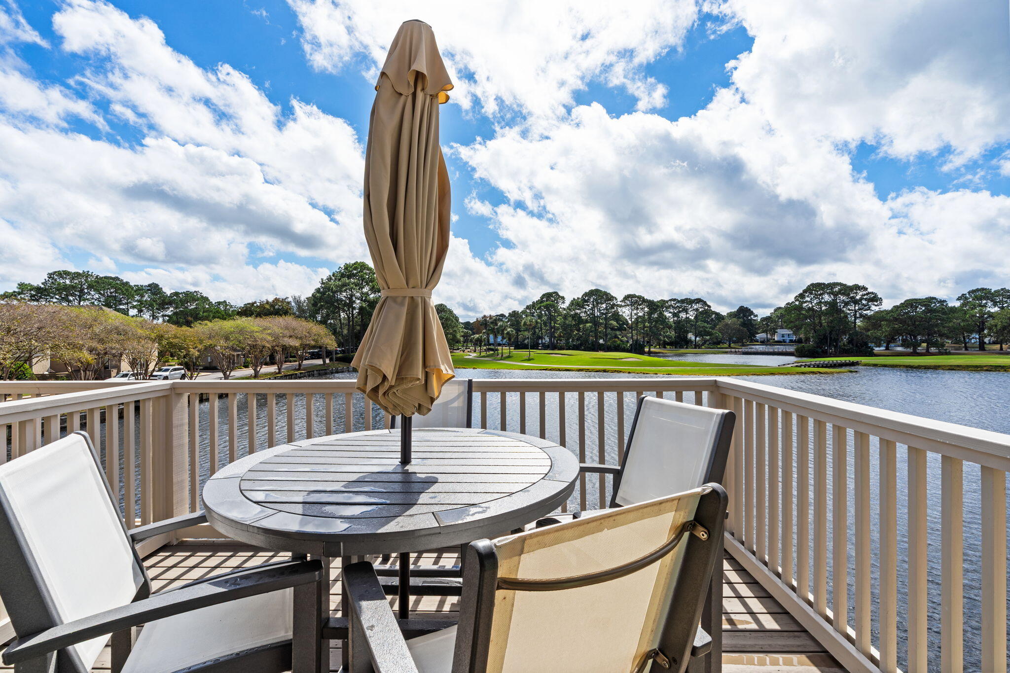 Harbour Pointe Condo - Residential