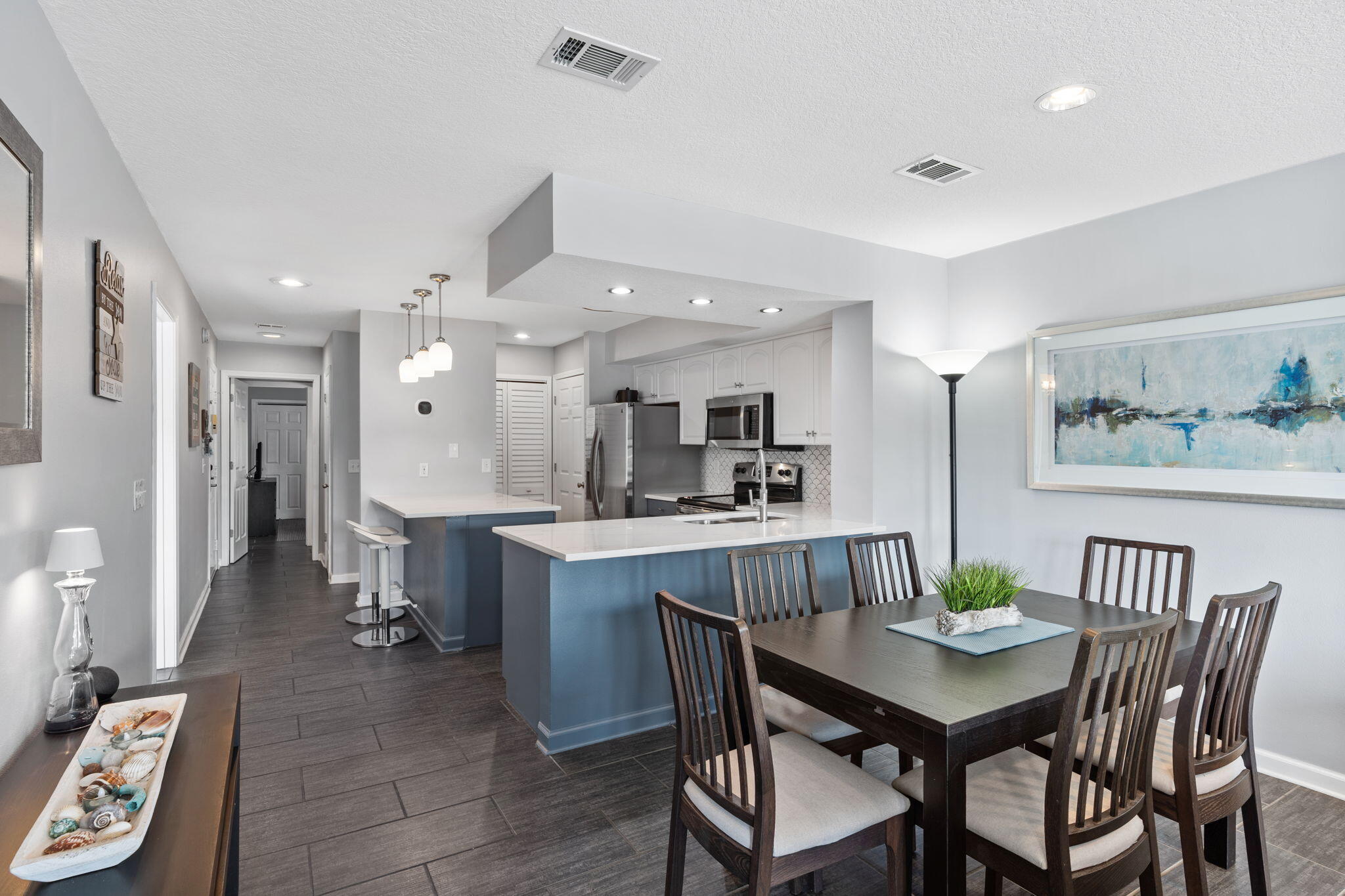 Harbour Pointe Condo - Residential