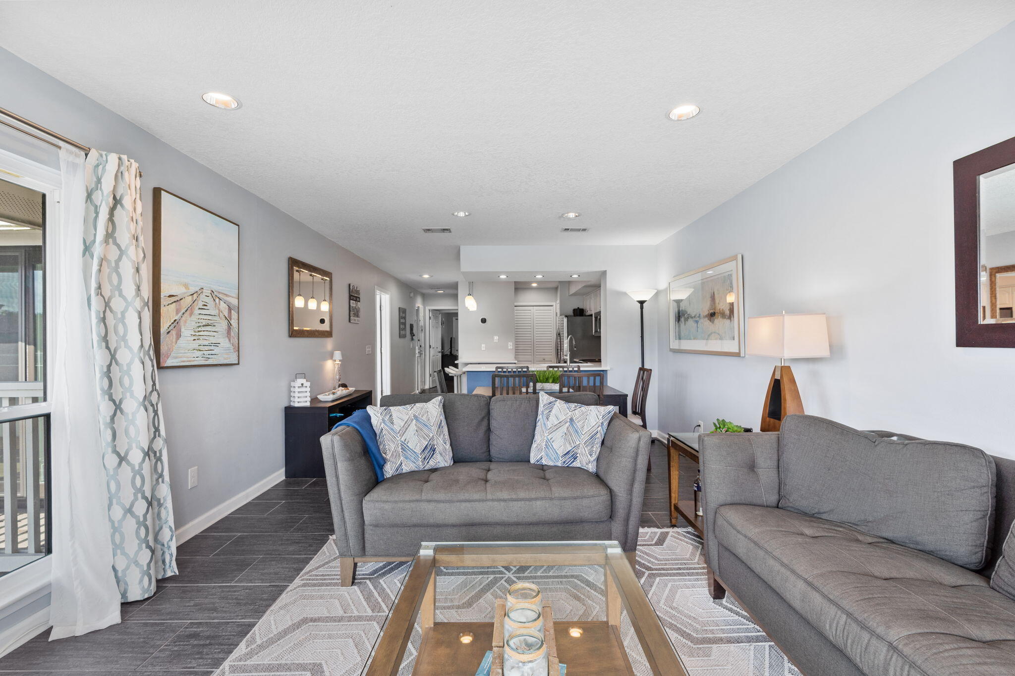 Harbour Pointe Condo - Residential