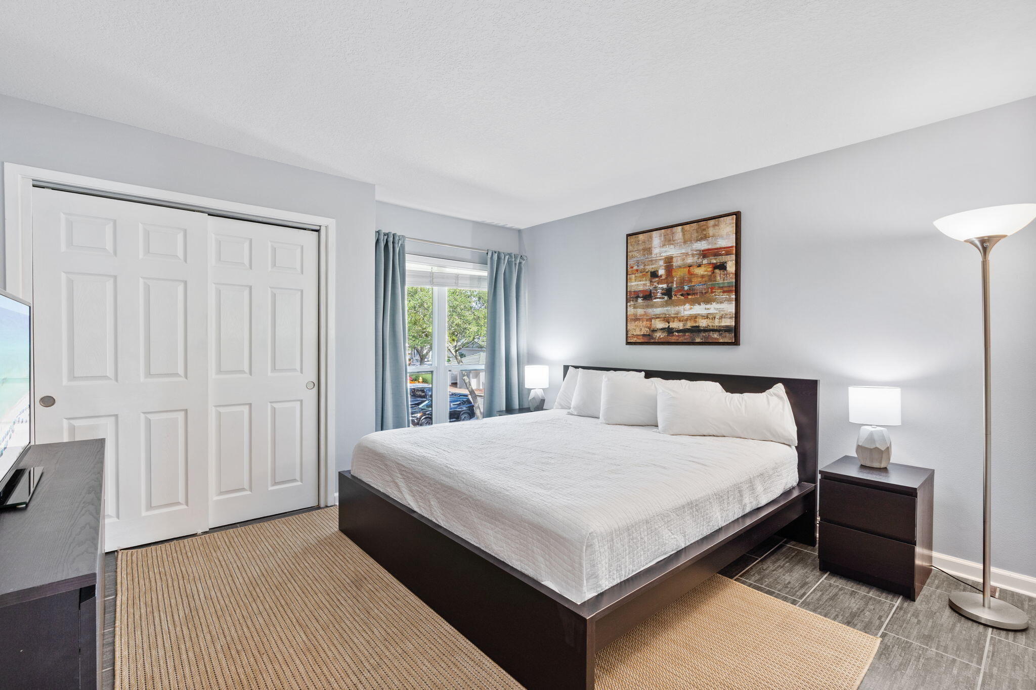 Harbour Pointe Condo - Residential