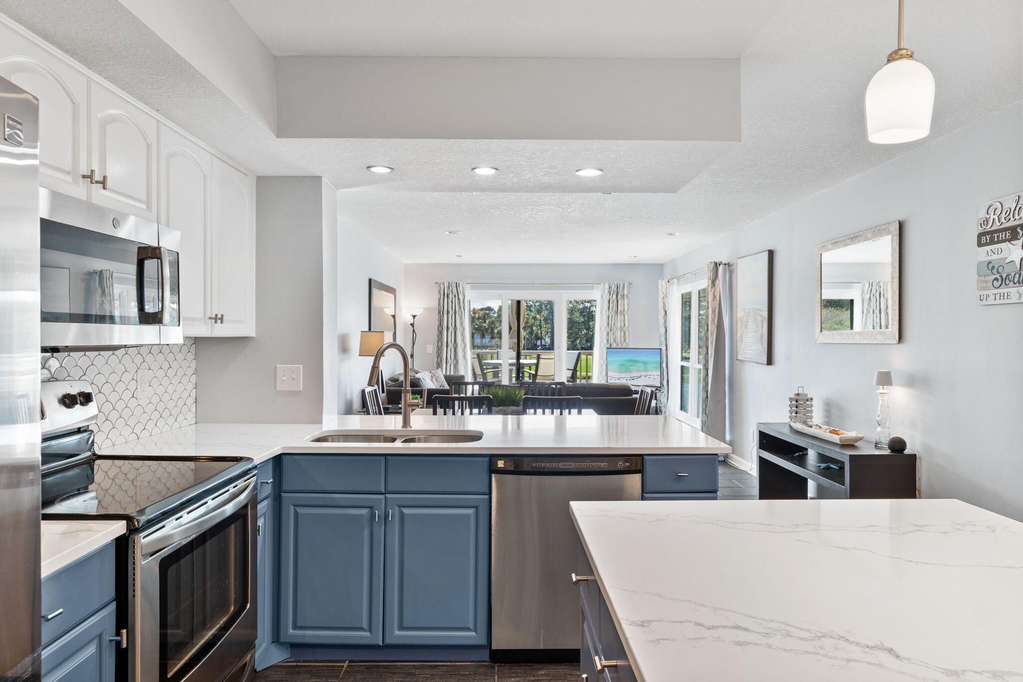 Harbour Pointe Condo - Residential