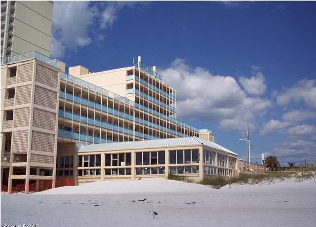 LOWEST PRICED CONDO AVAILABLE IN FONTAINEBLEAU! THERE ARE NO INTERIOR PICTURES as this is a rental. Read under Realtor remarks for showing instructions. Fontainebleau Terrace is a great low rise gulf front condo complex. This unit is an efficiency unit, well priced, and waiting here for you. Come see it while it is still available.