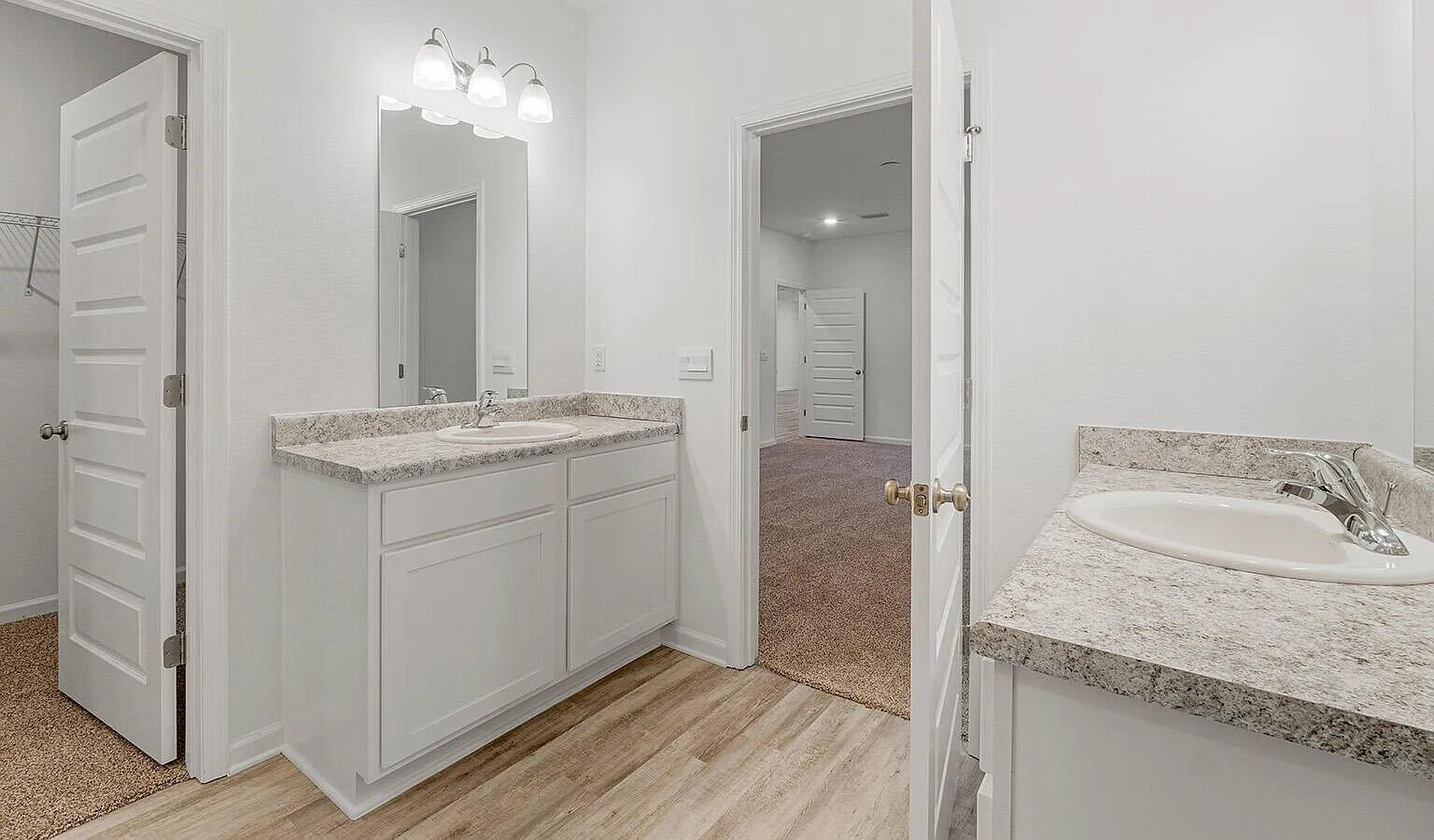 Owl's Head East - Residential Lease