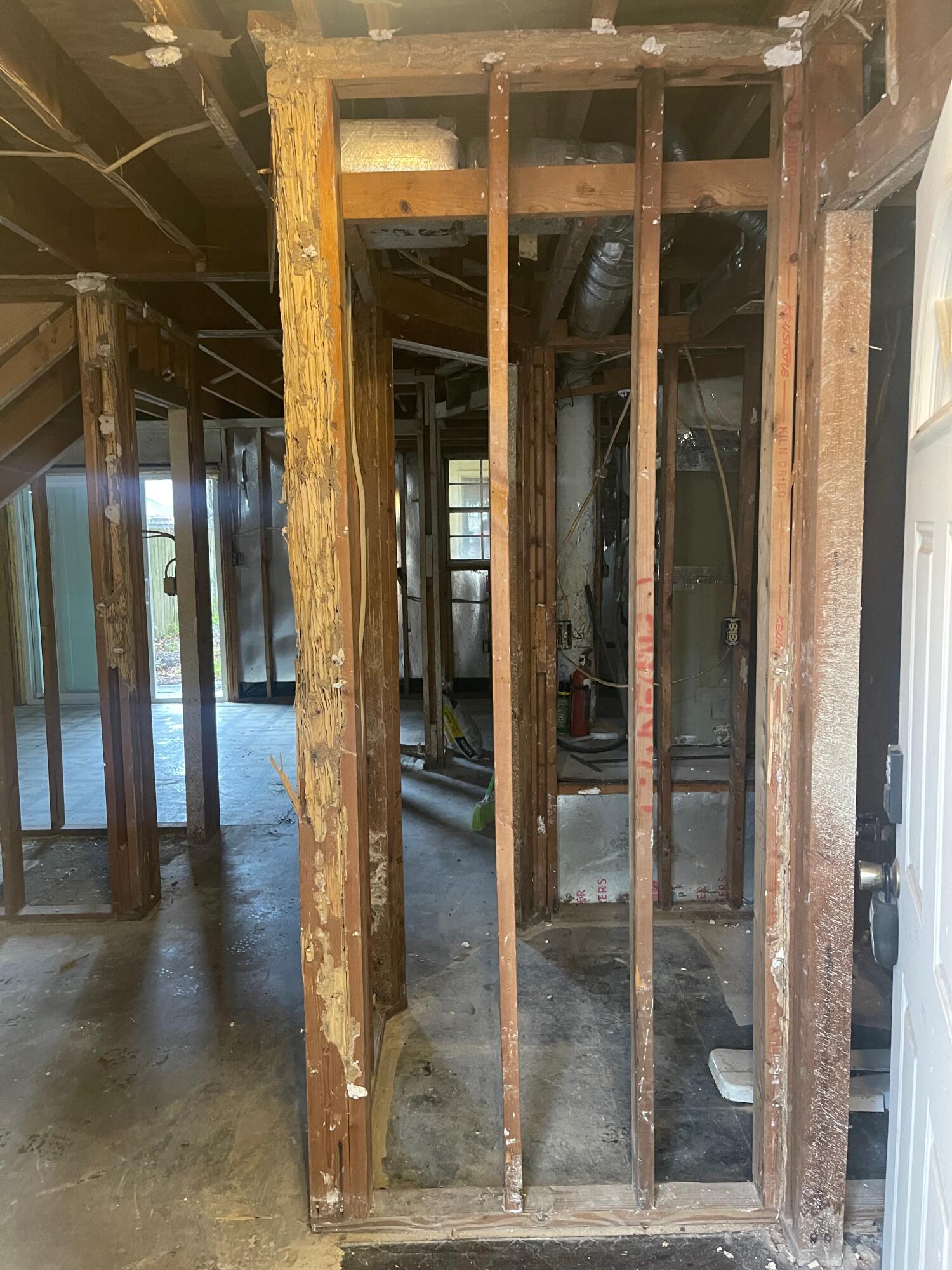 VALENCIA ARMS - Residential