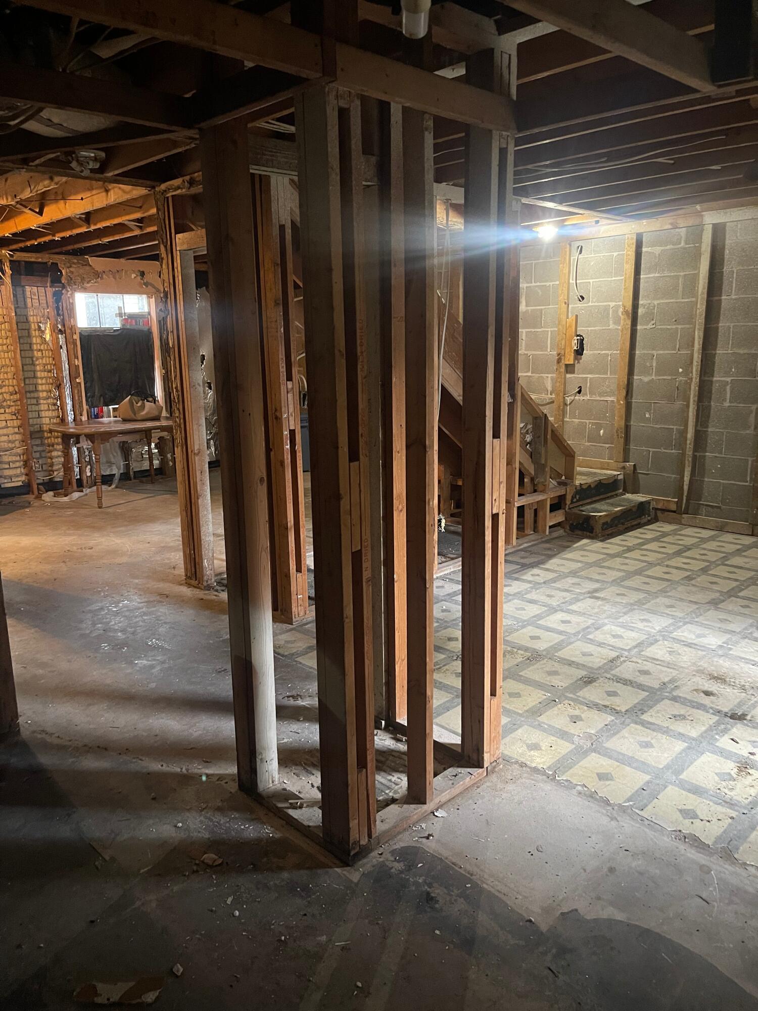 VALENCIA ARMS - Residential