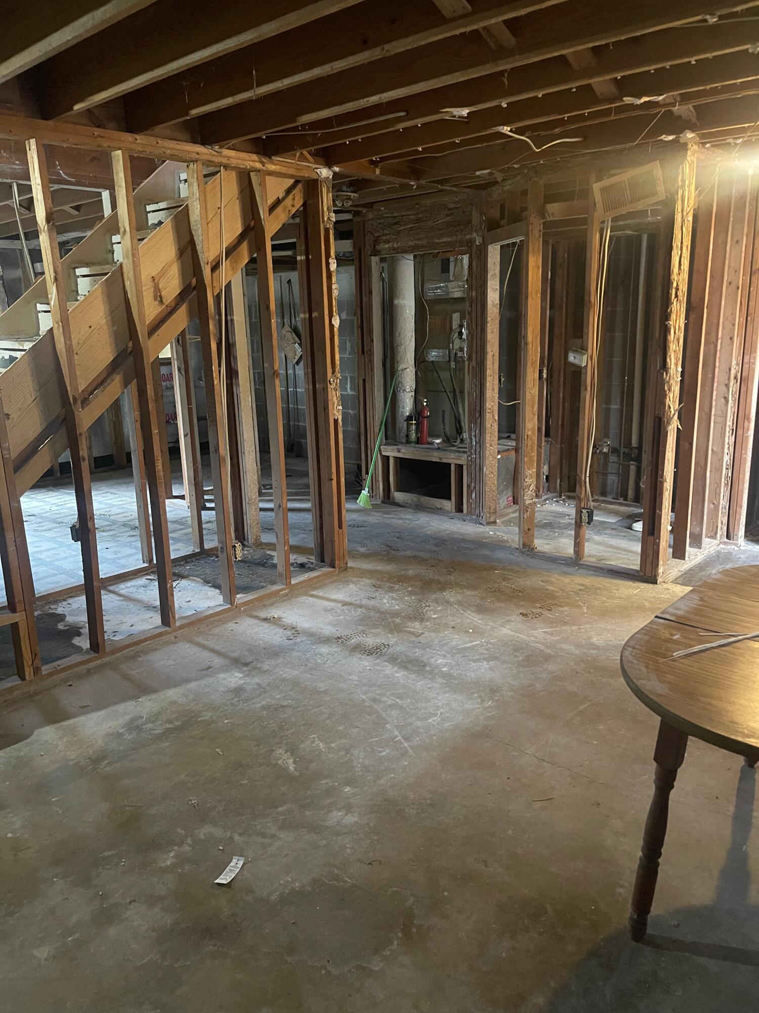 VALENCIA ARMS - Residential