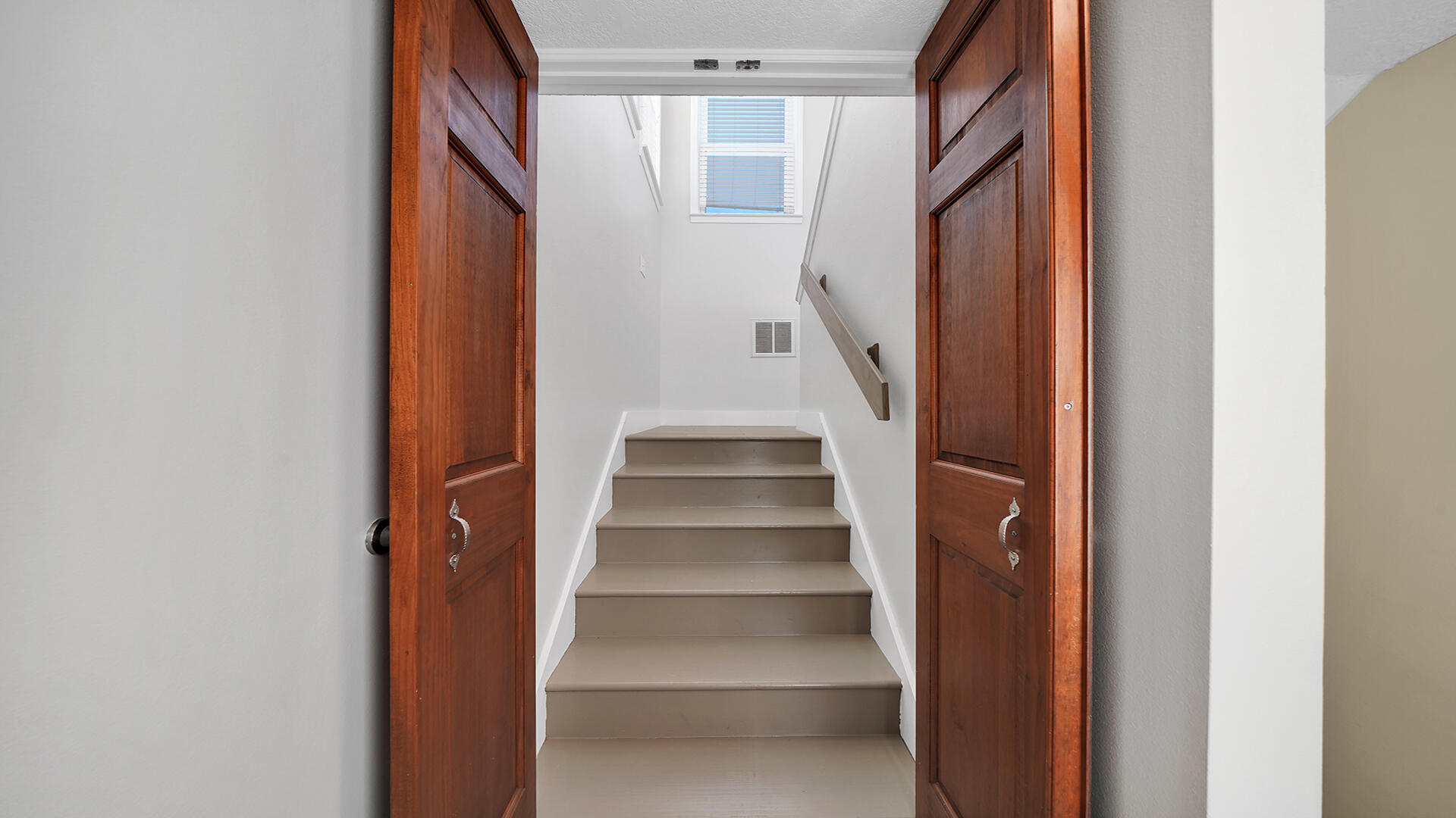 KOKOMO KOVE - Residential