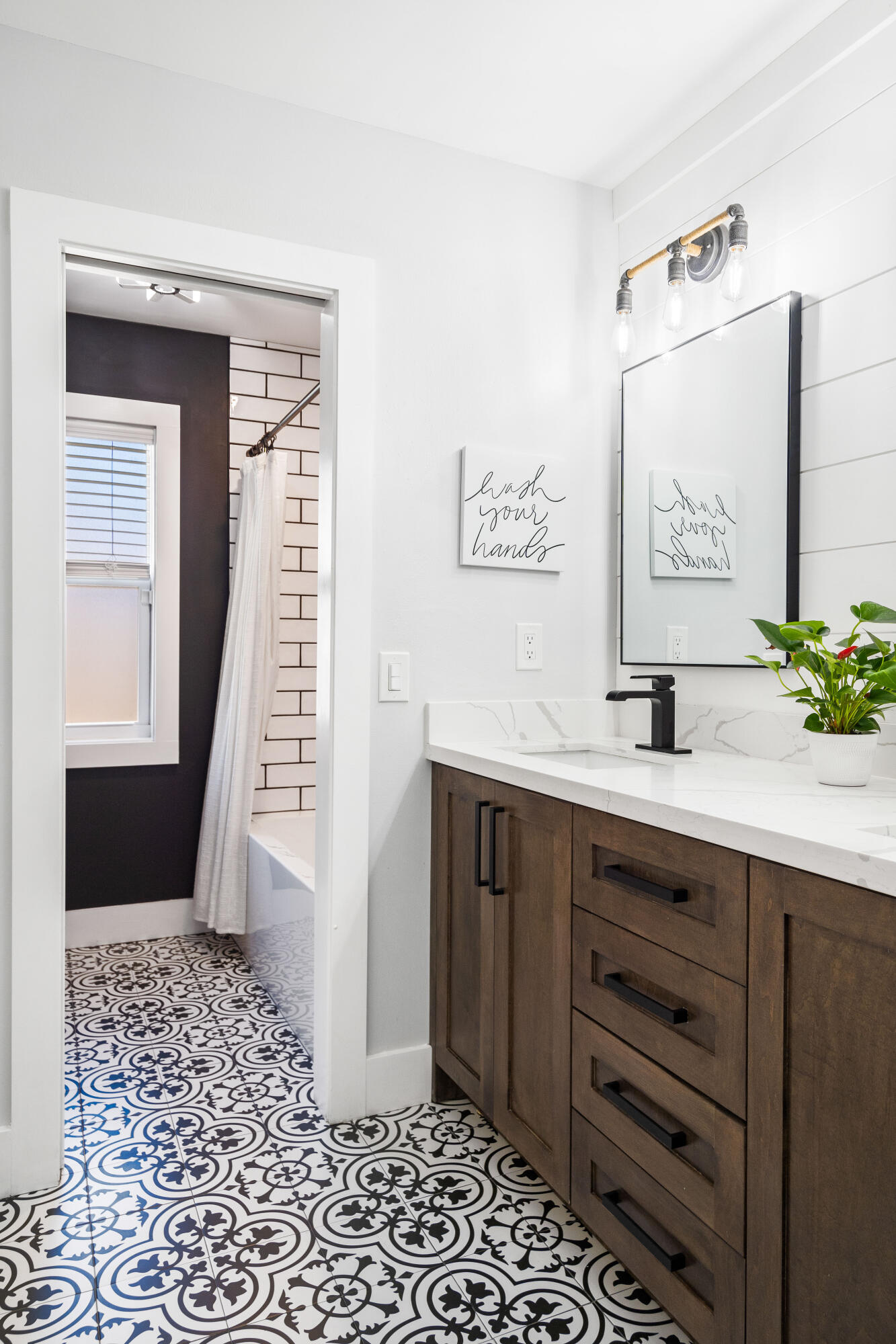 EASTWOOD 7TH ADDN - Residential