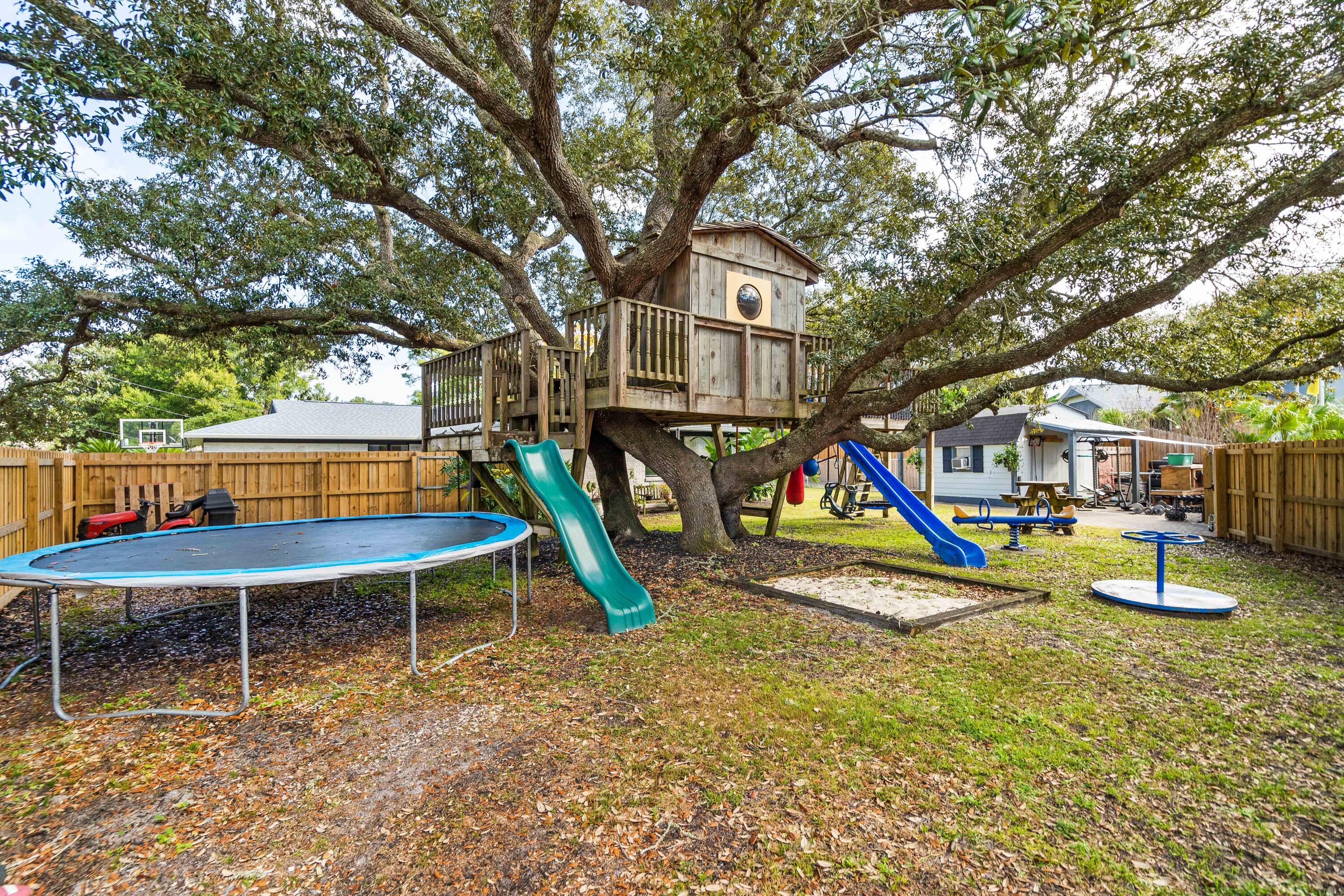 EASTWOOD 7TH ADDN - Residential