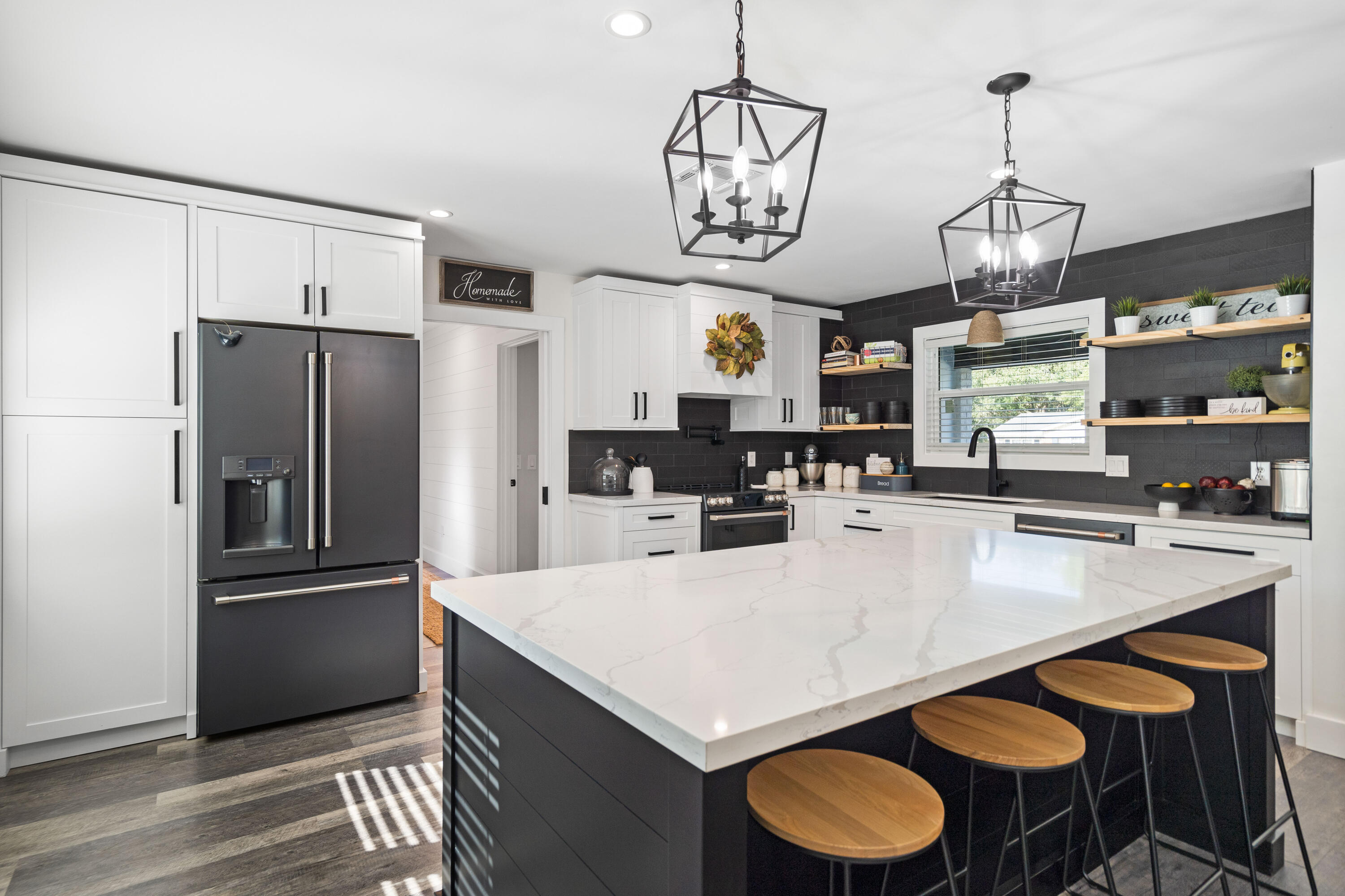 EASTWOOD 7TH ADDN - Residential