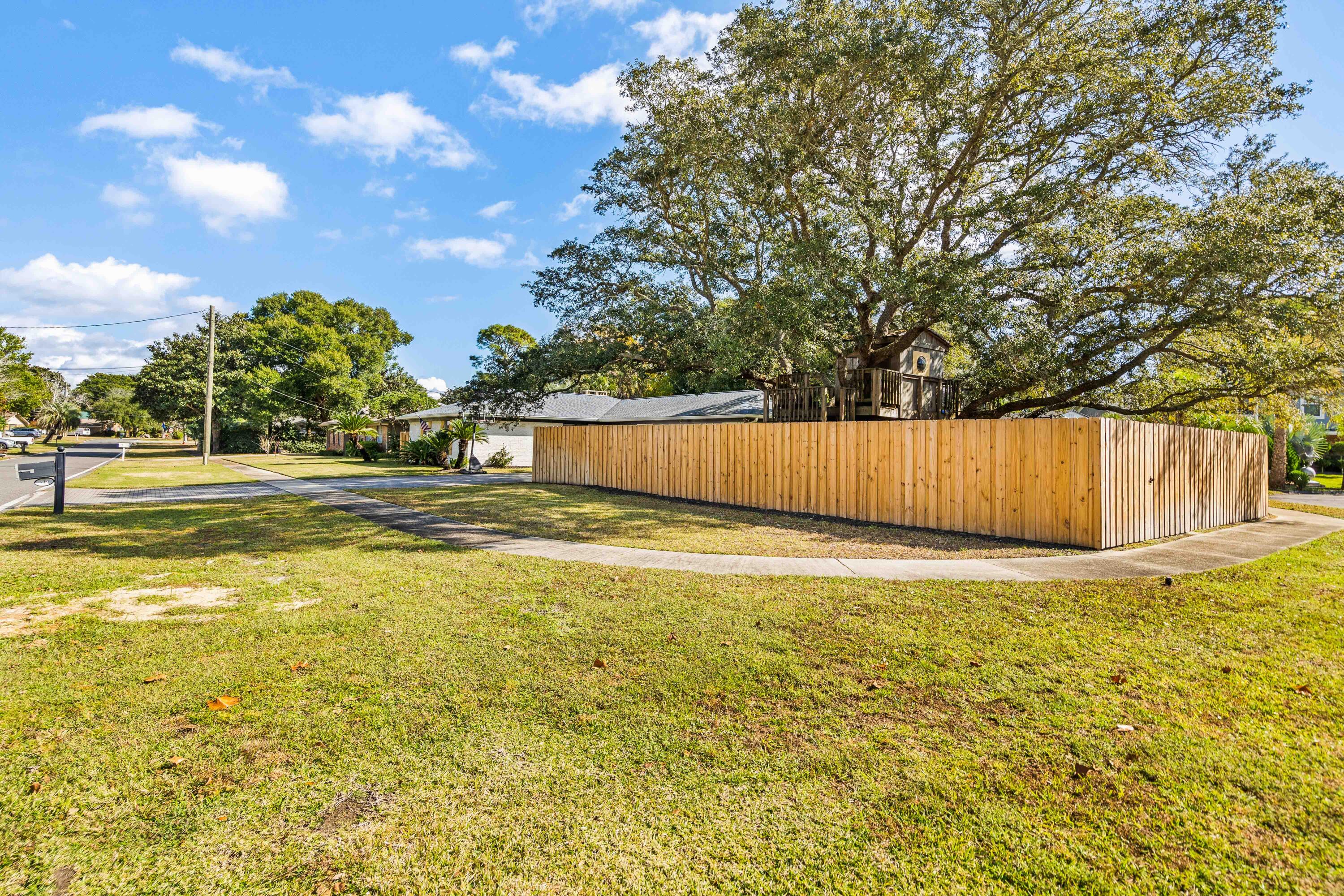 EASTWOOD 7TH ADDN - Residential