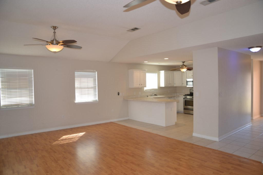 WHITROCK VILLAGE S/D - Residential