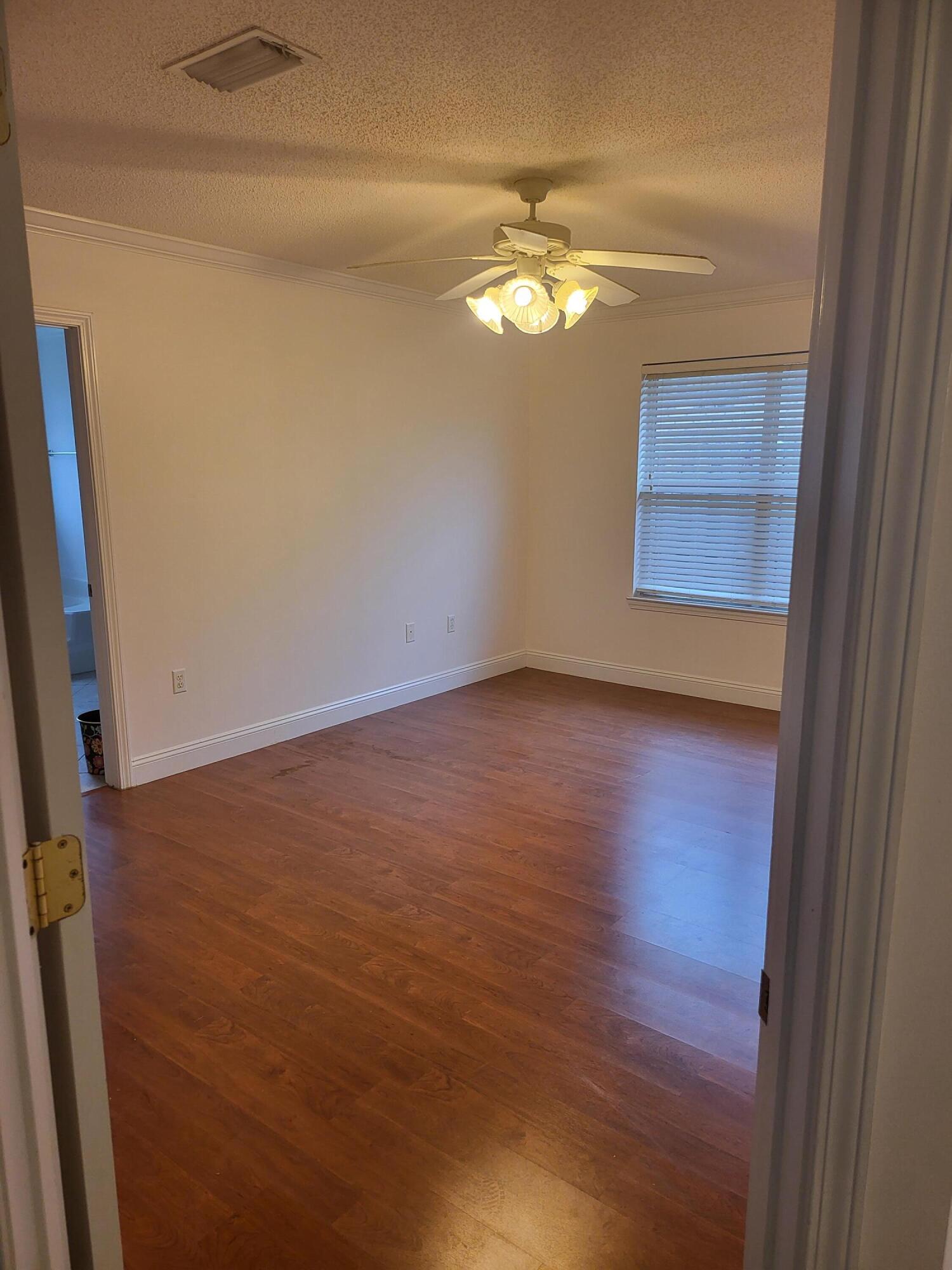 EMERALD VILLAGE S/D - Residential Lease