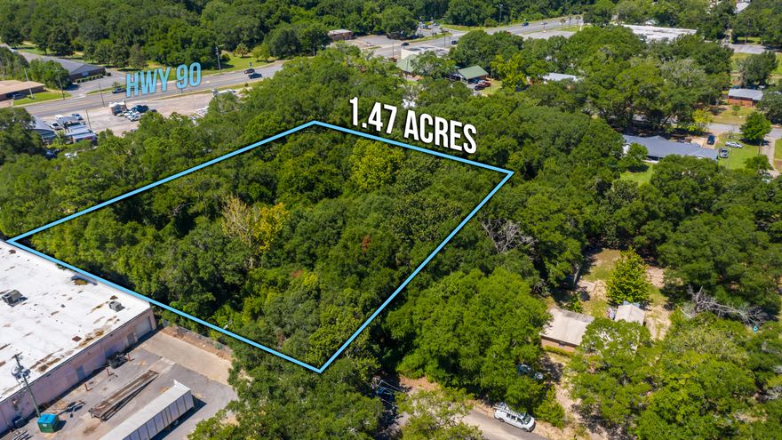 Great Location! Come see this large 1.47 acre lot located in the heart of Crestview! Close to schools, stores, Hwy 90 and Downtown Crestview! Need more land? Additional .39 acres available right next to this lot!