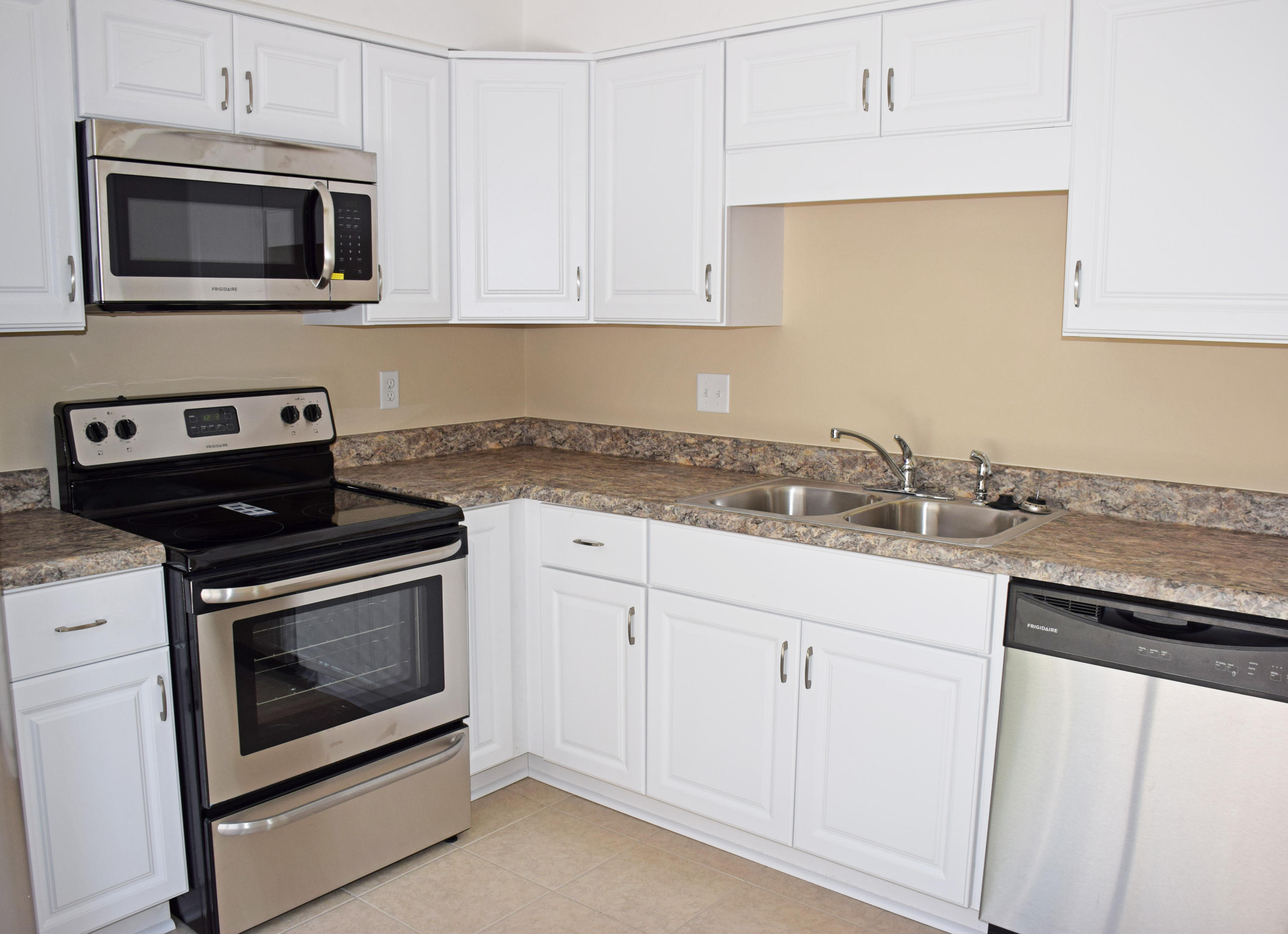 HIDDEN TRAILS PH 5 - Residential